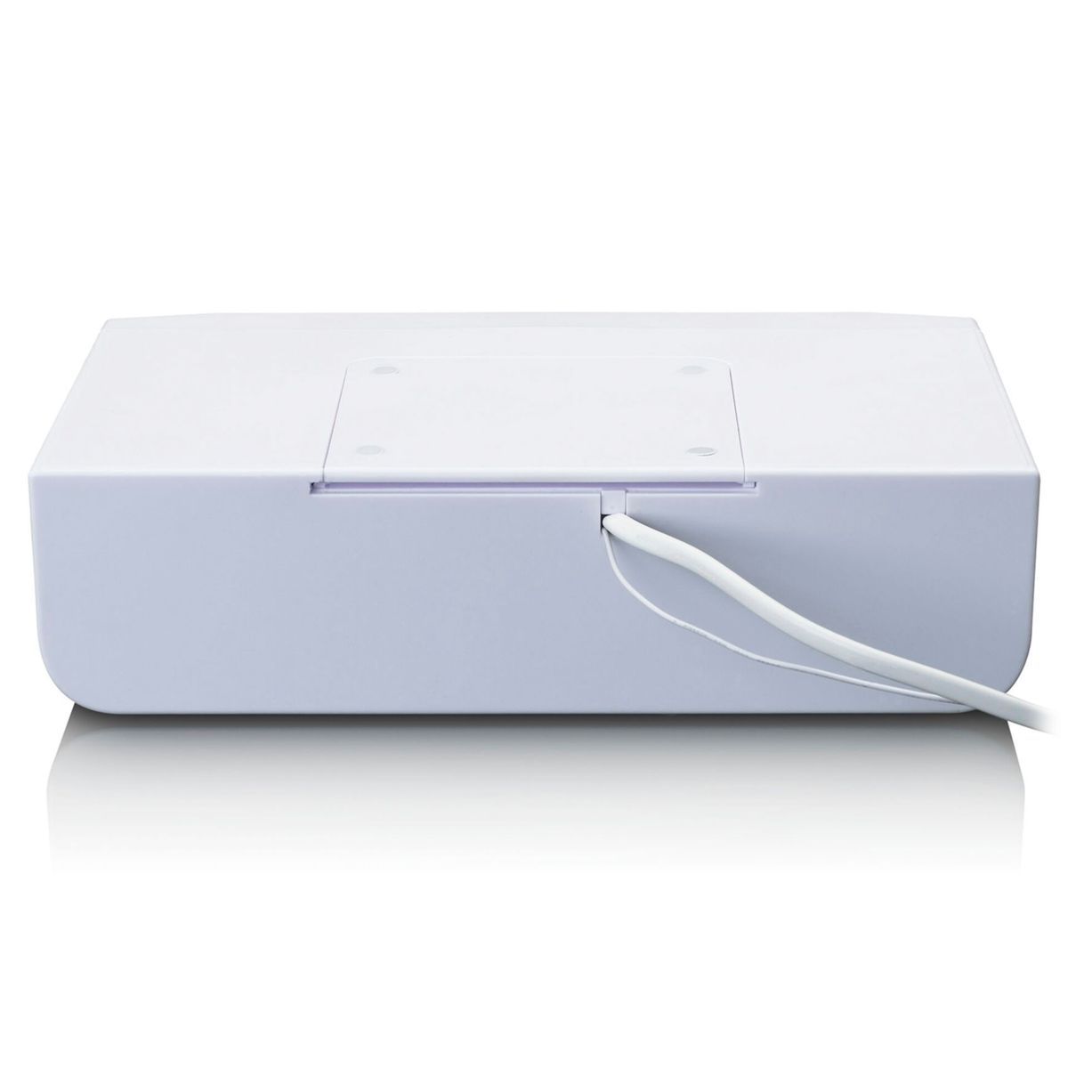 Białe urządzenie elektroniczne z białym kablem wychodzącym z boku.