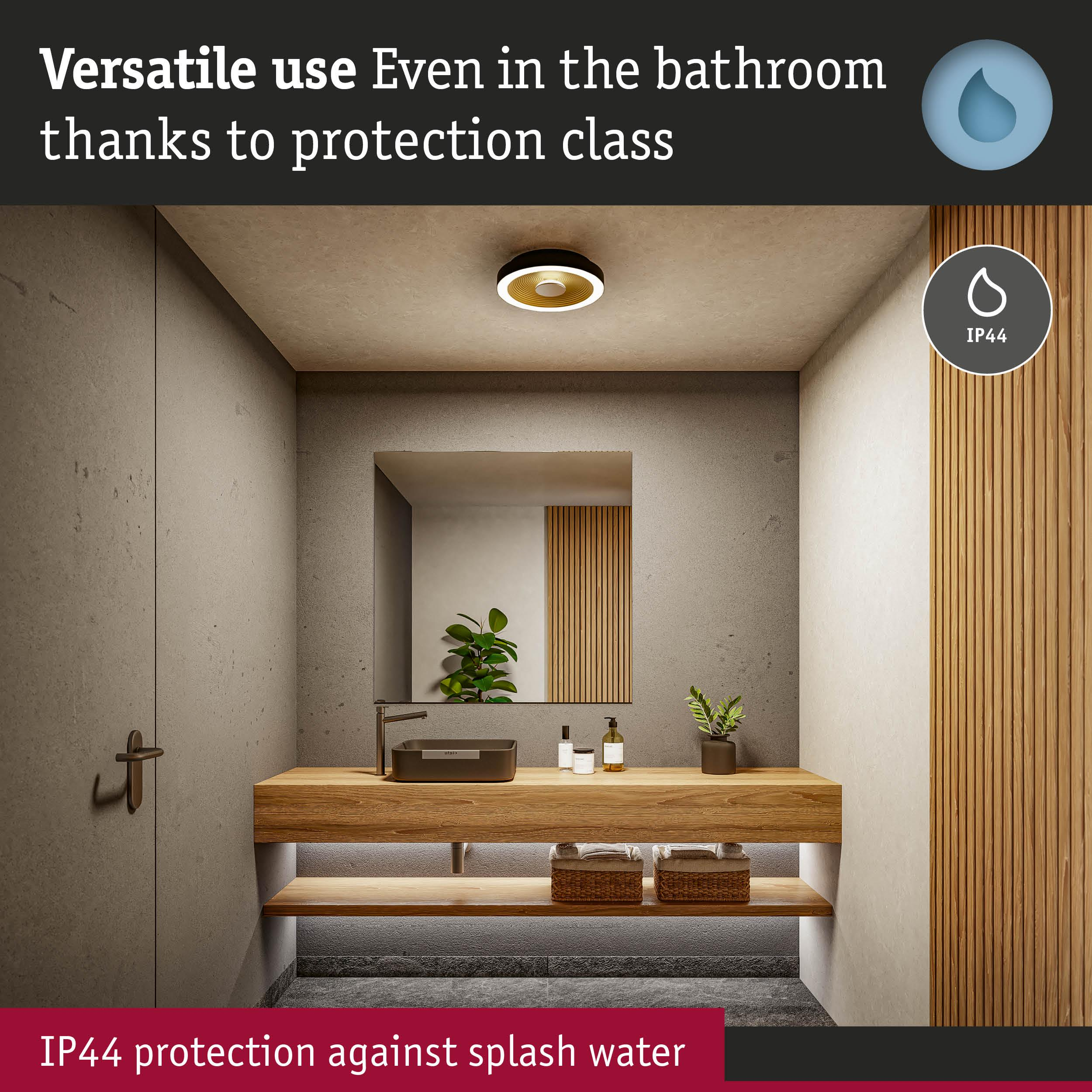 Modernes Badezimmer mit Holzwaschtisch, Spiegel und IP44-Schutz.