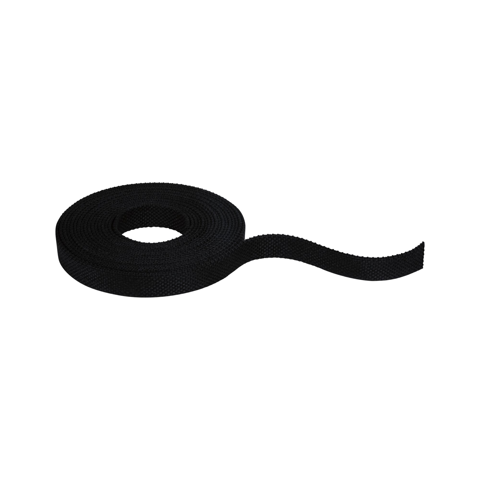 Schwarzes Gurtband, aufgerollt und ein Stück abgewickelt, auf weißem Hintergrund.