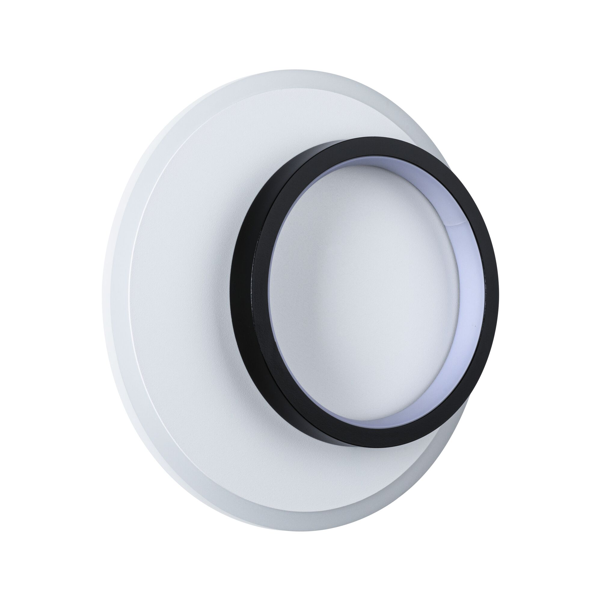 Eine weiße Wandleuchte mit einem schwarzen Ring im Inneren.