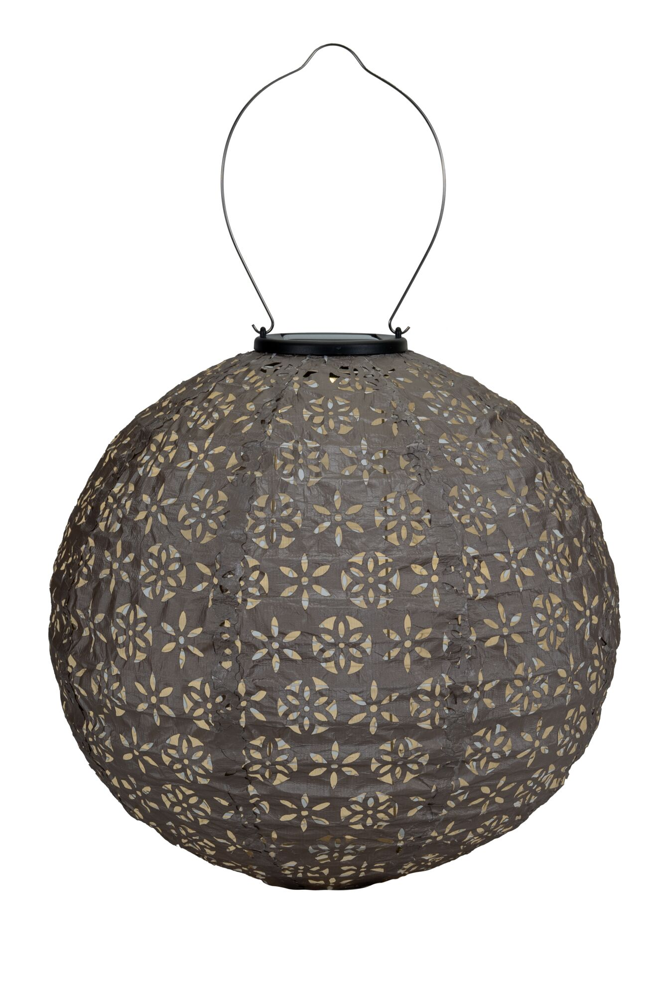 Brązowy lampion papierowy z kwiatowymi wycięciami i metalowym uchwytem.