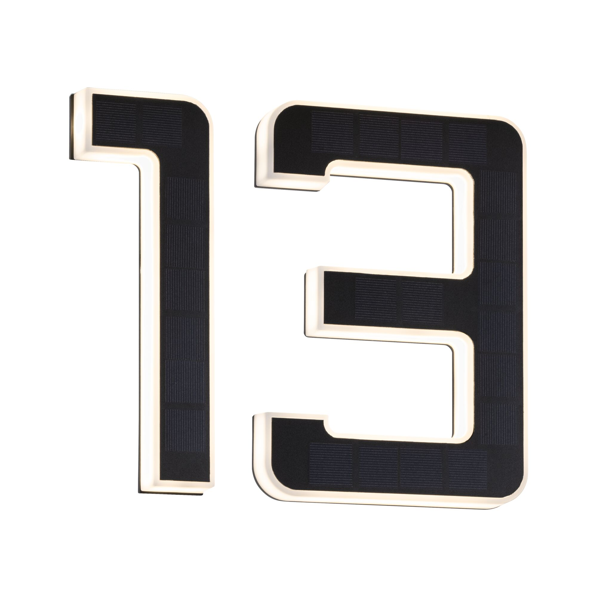 Nowoczesny numer domu 13 z panelem słonecznym i światłem.