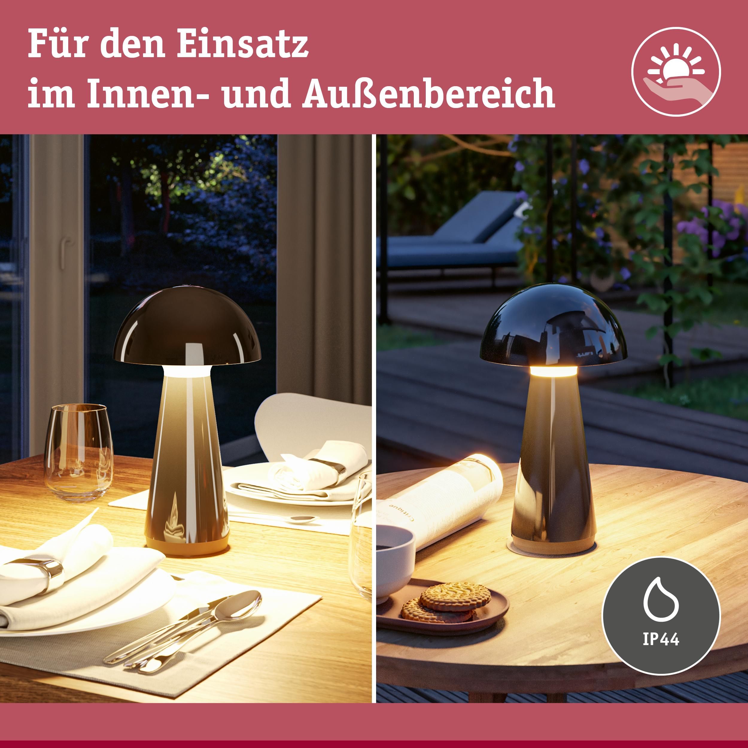 Stół z lampą, pokazany wewnątrz i na zewnątrz. IP44.