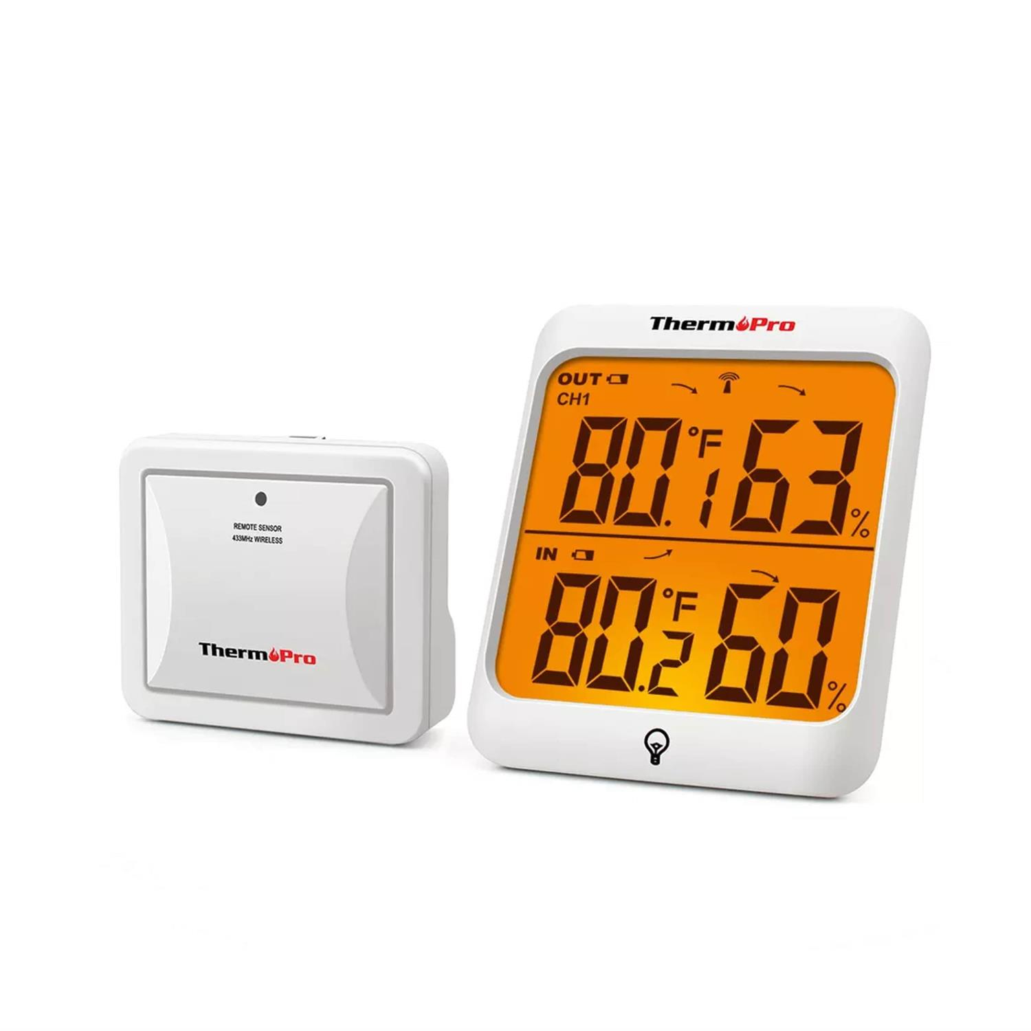 Turuncu ekranlı beyaz ThermoPro uzaktan sensör ve dijital termometre.