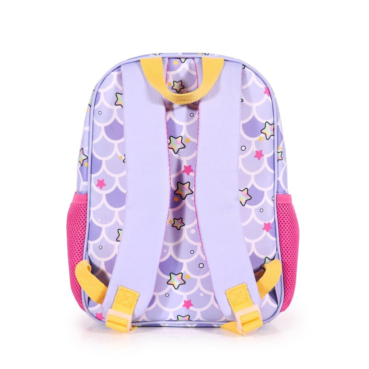 Mochila morada con estampado de escamas de pez, estrellas y bolsillos laterales de malla rosa.