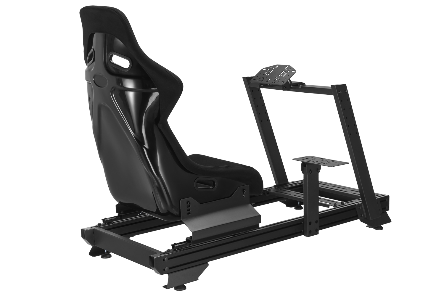 Un asiento negro de simulador de carreras con estructura y pedales ajustables.