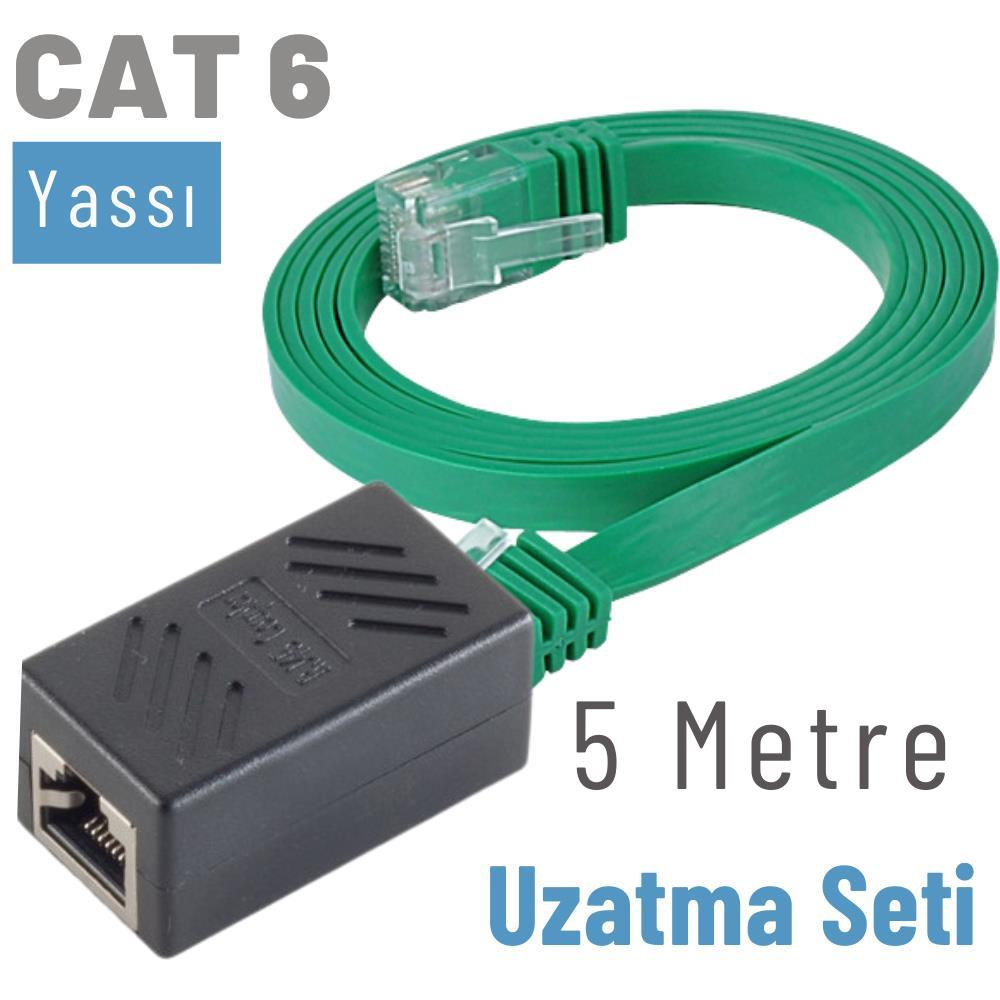 Düz, yeşil CAT 6 ağ kablosu adaptörlü, 5 metre uzunluğunda.