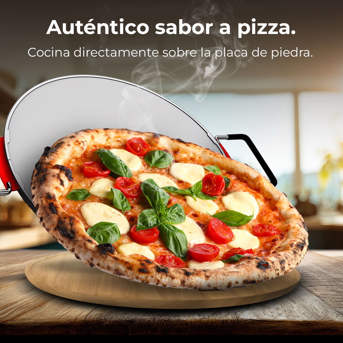 Una pizza humeante con tomates cherry y mozzarella sobre una piedra.