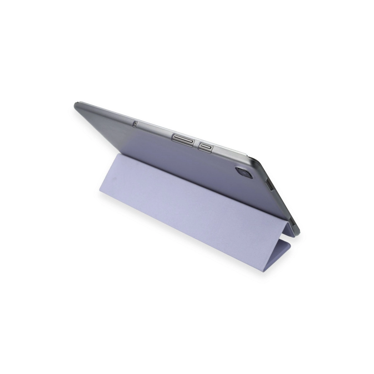 Gümüş tablet, açık mor stantlı, beyaz arka plan üzerinde.