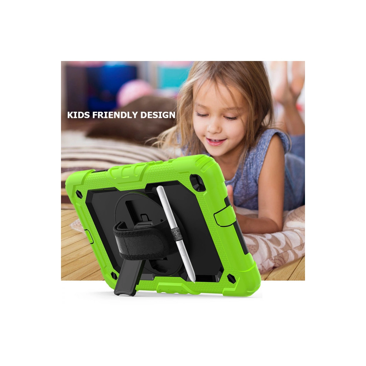 Standlı ve kalemli yeşil tablet kılıfı, yanında gülümseyen bir kız çocuğu.
