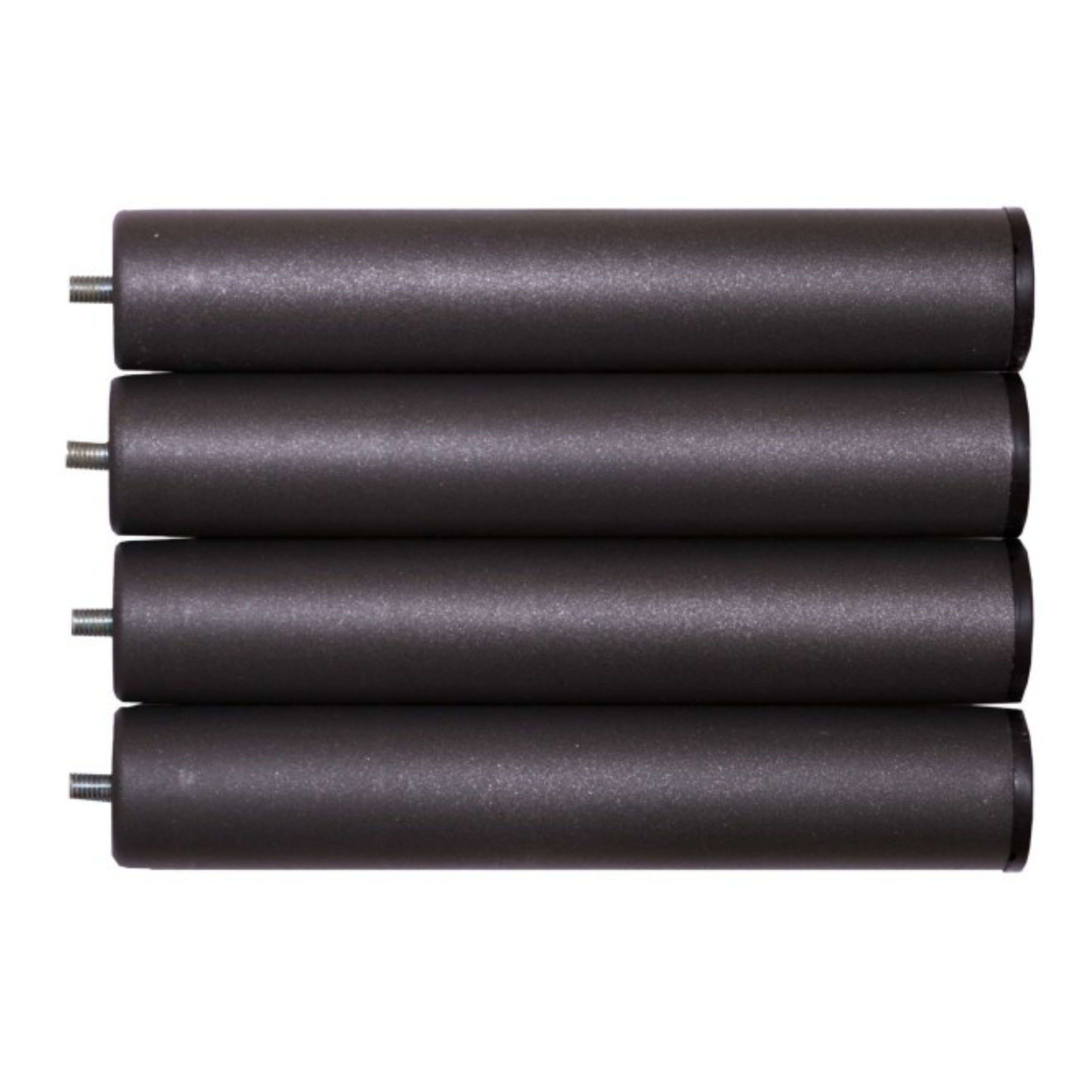 Cuatro patas cilíndricas oscuras con tornillos roscados.