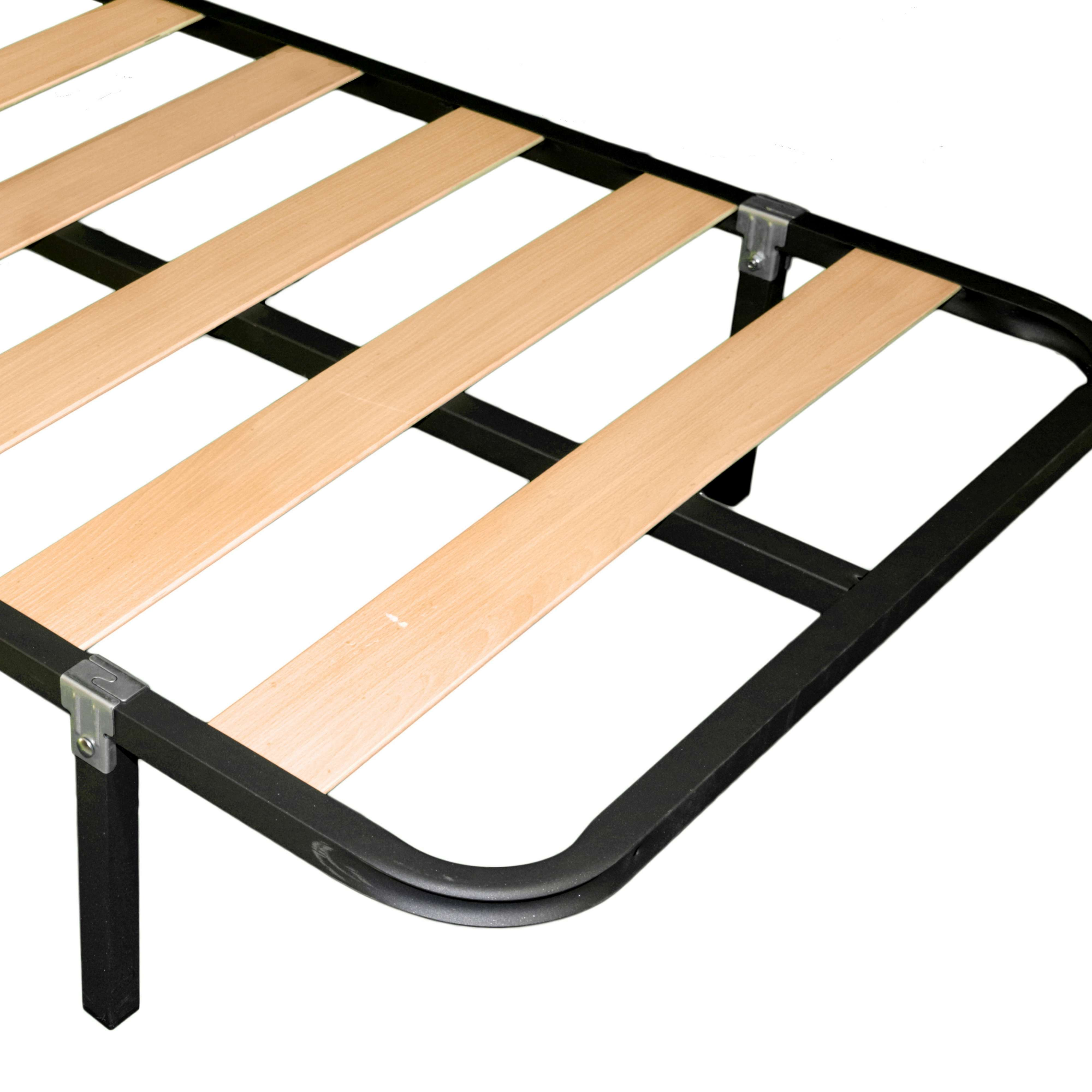 Estructura de cama de metal con listones de madera sobre fondo blanco.