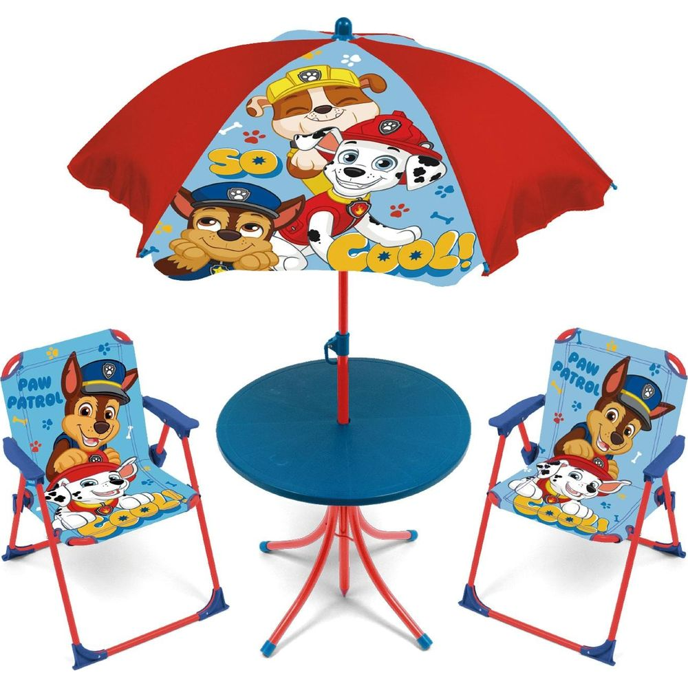 Ein blauer Kindertisch mit Sonnenschirm und zwei Stühlen, Paw Patrol-Motiv.