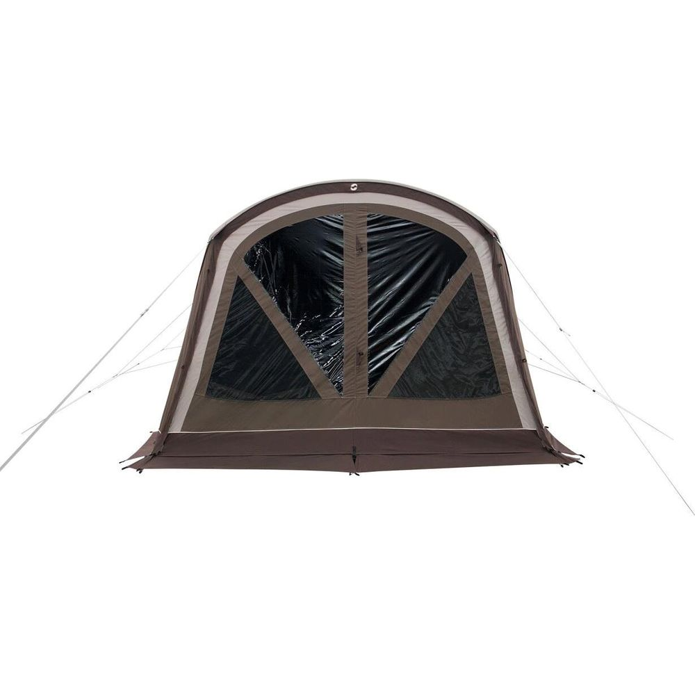 Una tenda marrone con finestre trasparenti e tiranti è esposta su sfondo bianco.