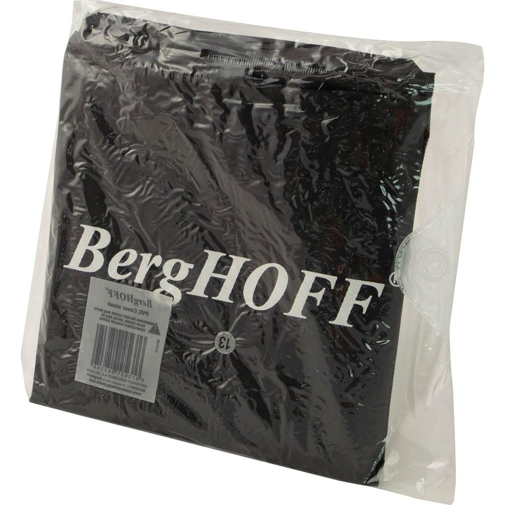 Vêtement noir dans un emballage plastique avec logo BergHOFF et code-barres.