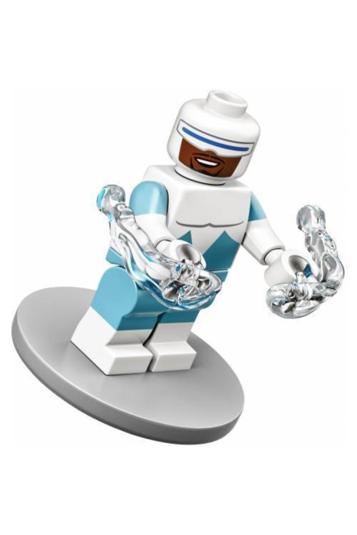 Buz kollu beyaz ve mavi Lego adam gri bir platformda duruyor.