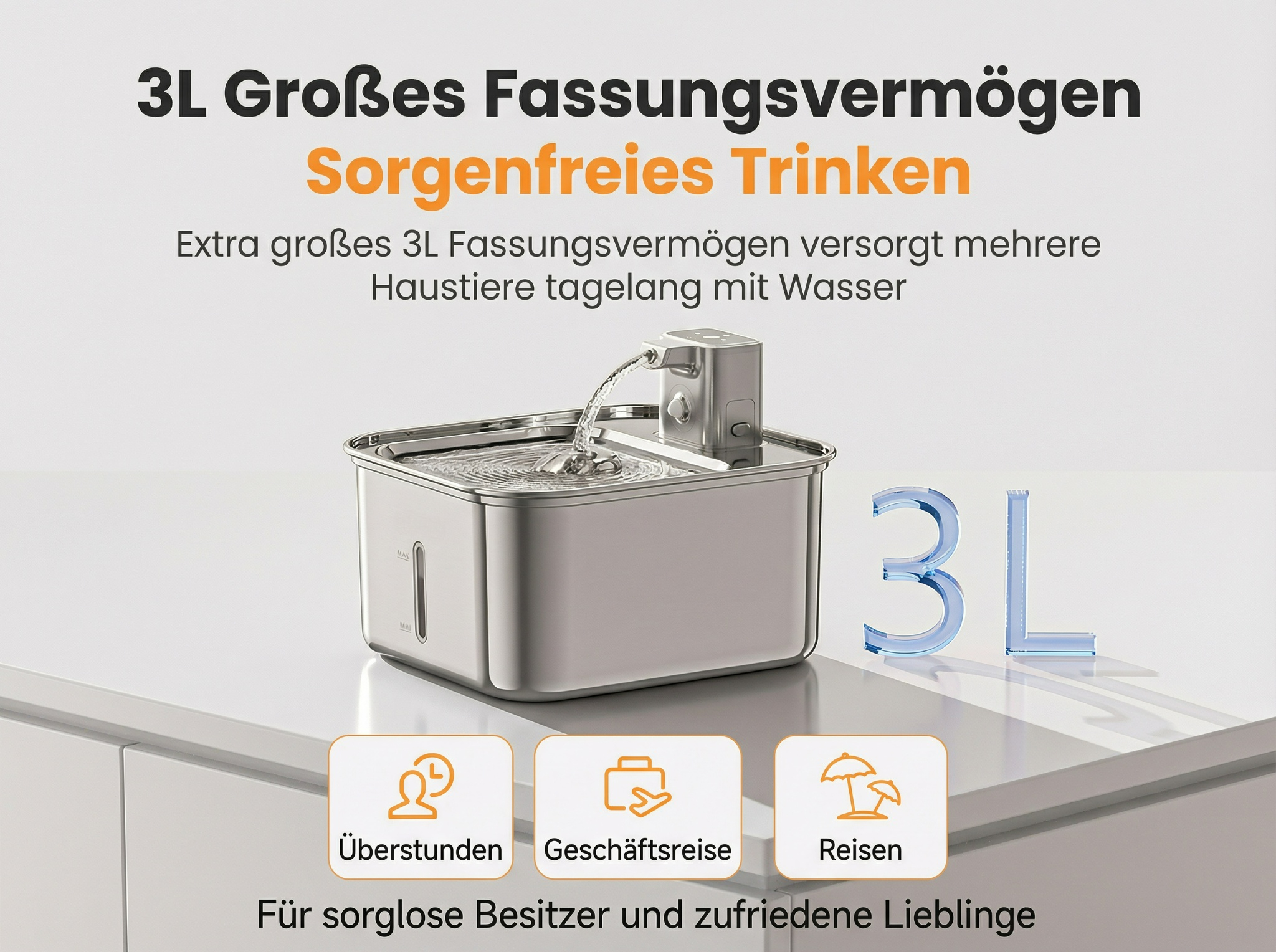 Ein silberner Trinkbrunnen für Haustiere mit 3L Kapazität auf einer Arbeitsplatte.