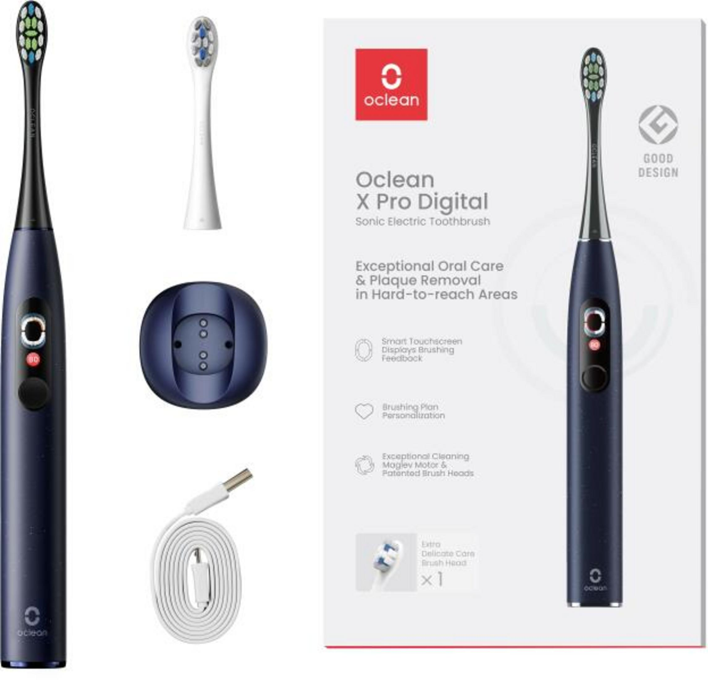 Oclean X Pro Digital Zahnbürste, Ladestation, Kabel und Bürstenköpfe.