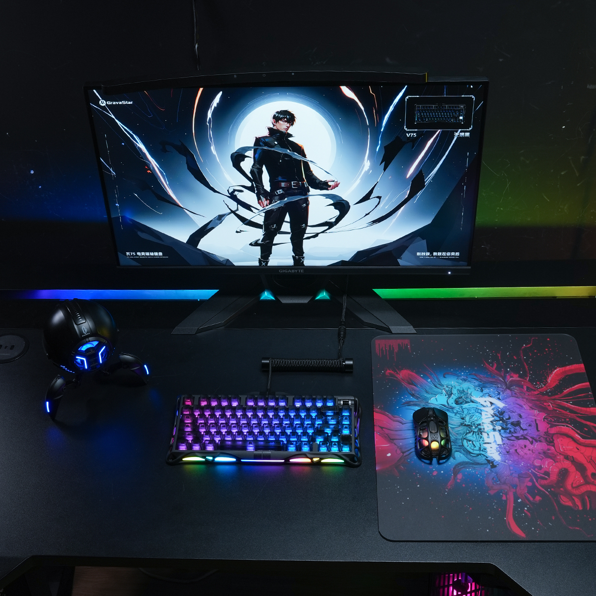 Zestaw do gier z podświetlaną klawiaturą, myszą i monitorem wyświetlającym postać z anime.