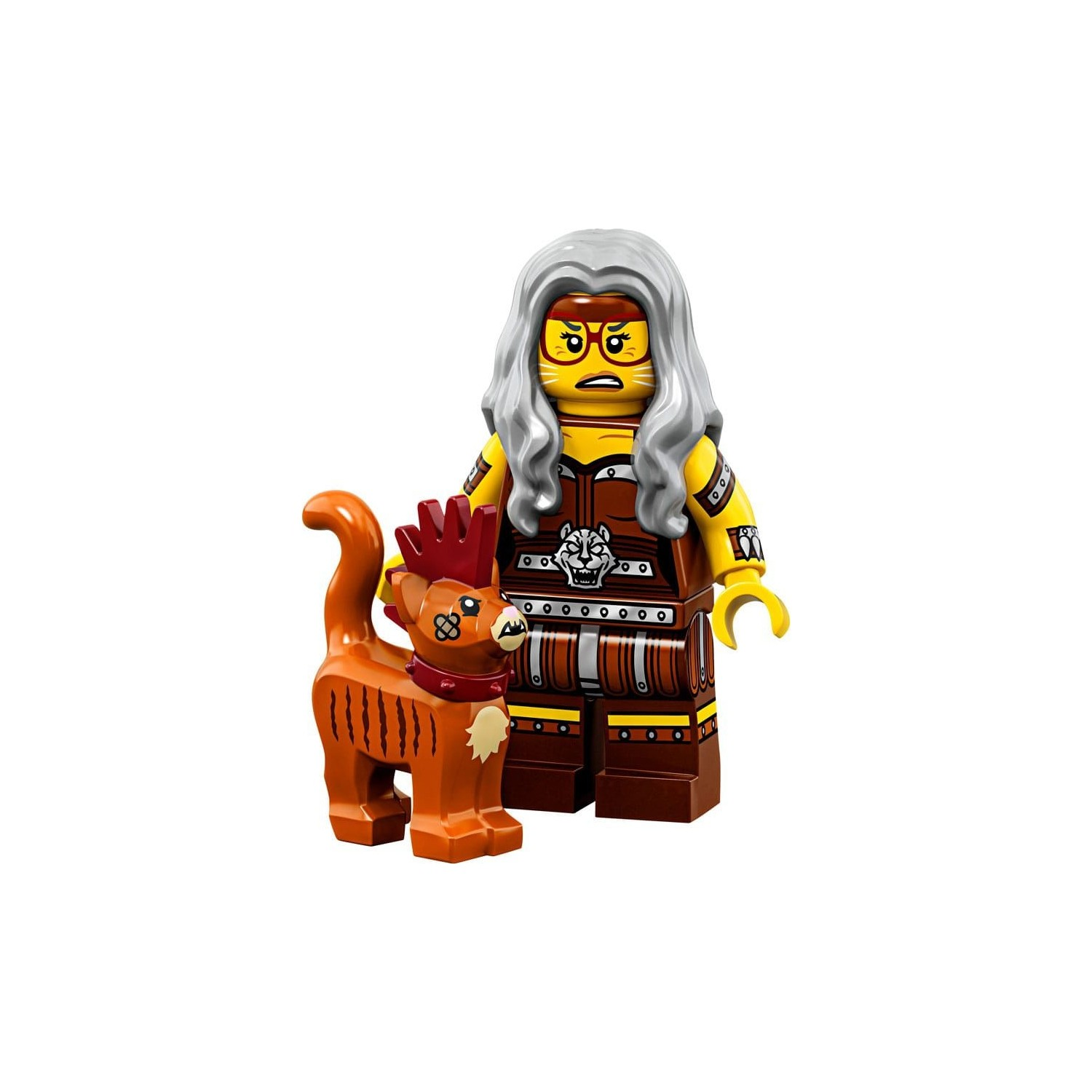 Gri saçlı, kaplan yüzlü Lego figürü küçük turuncu bir kaplanın yanında duruyor.