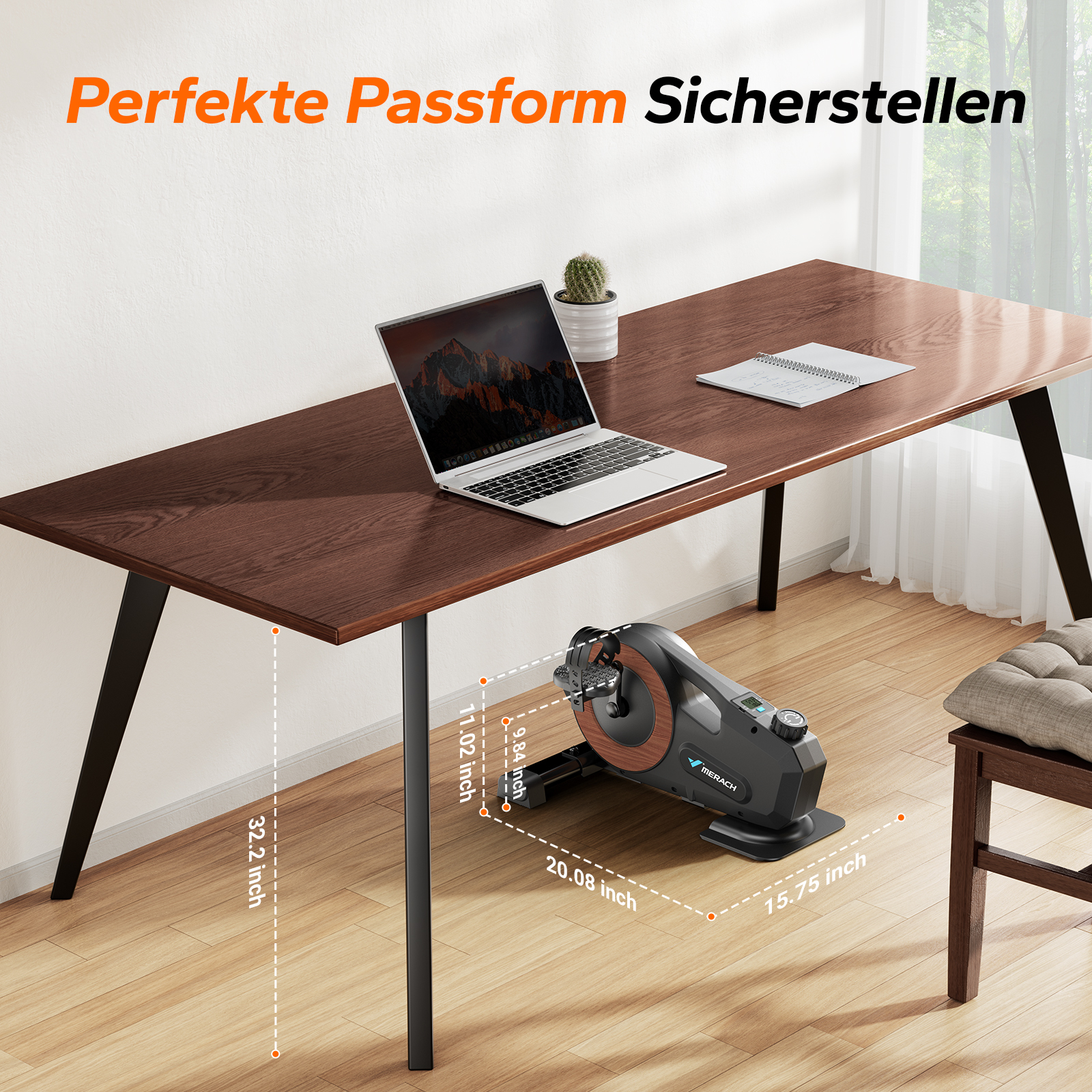 Ein Schreibtisch mit Laptop, Kaktus und Untertisch-Heimtrainer. Maße werden angezeigt.