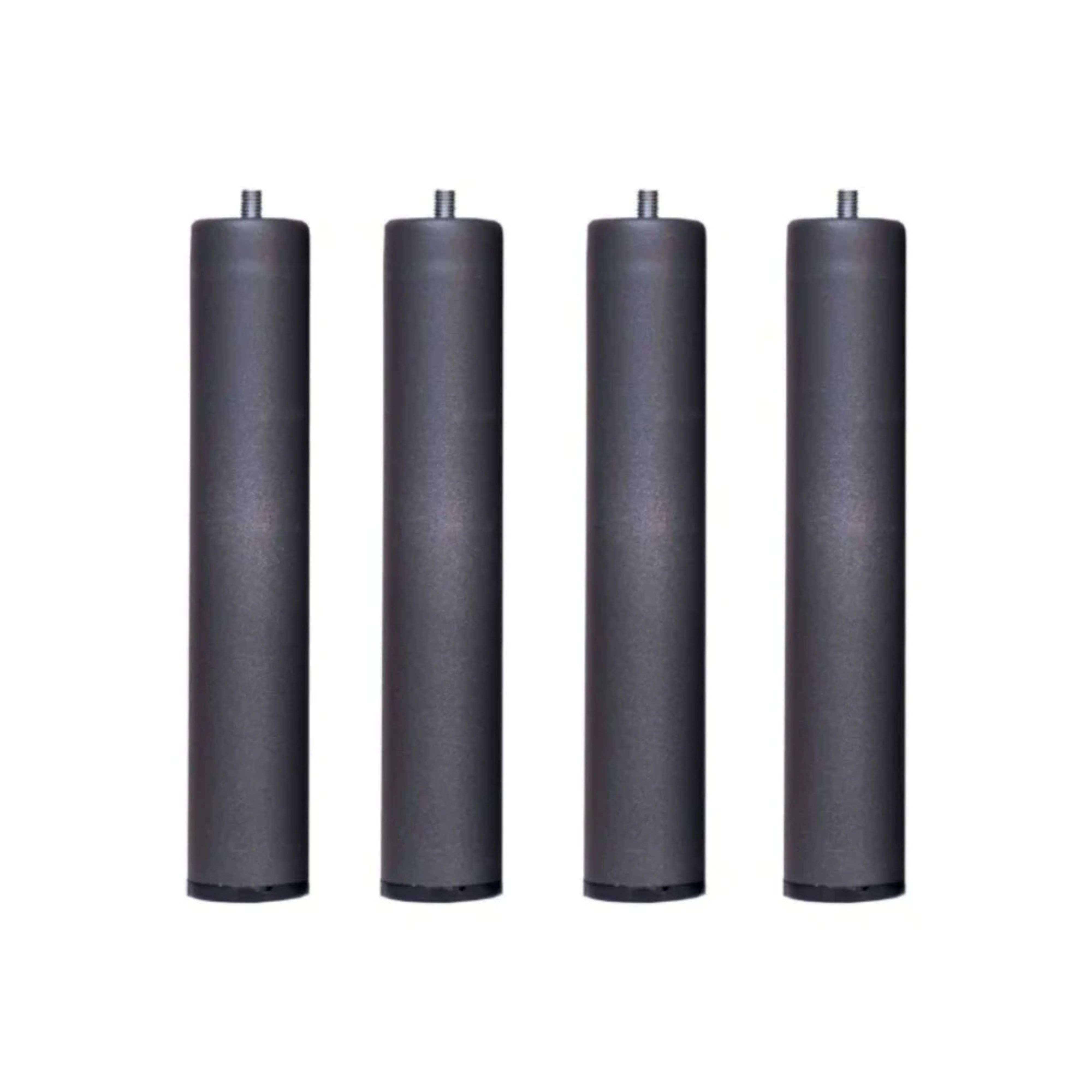Cuatro pies cilíndricos oscuros con tornillos arriba, sobre fondo blanco.