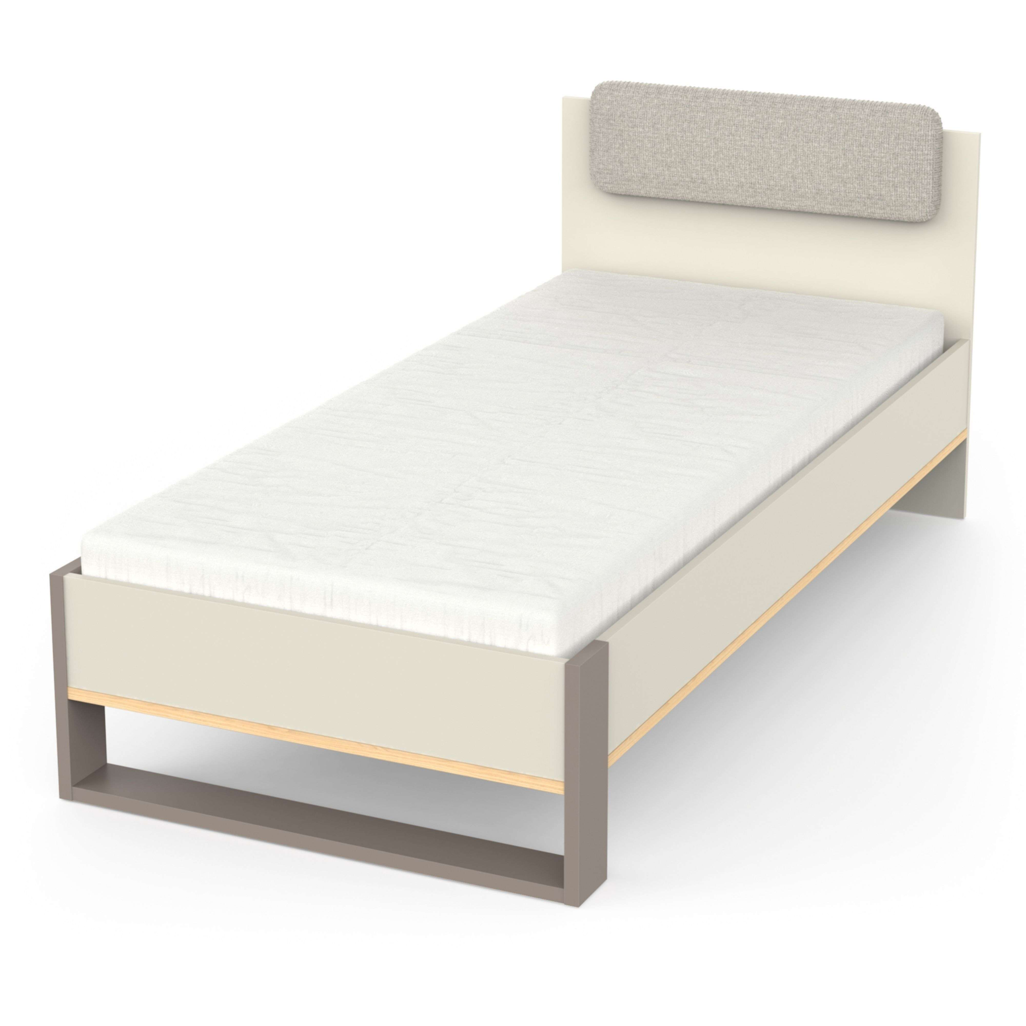 Una cama moderna con marco beige claro, cabecero gris y colchón blanco.