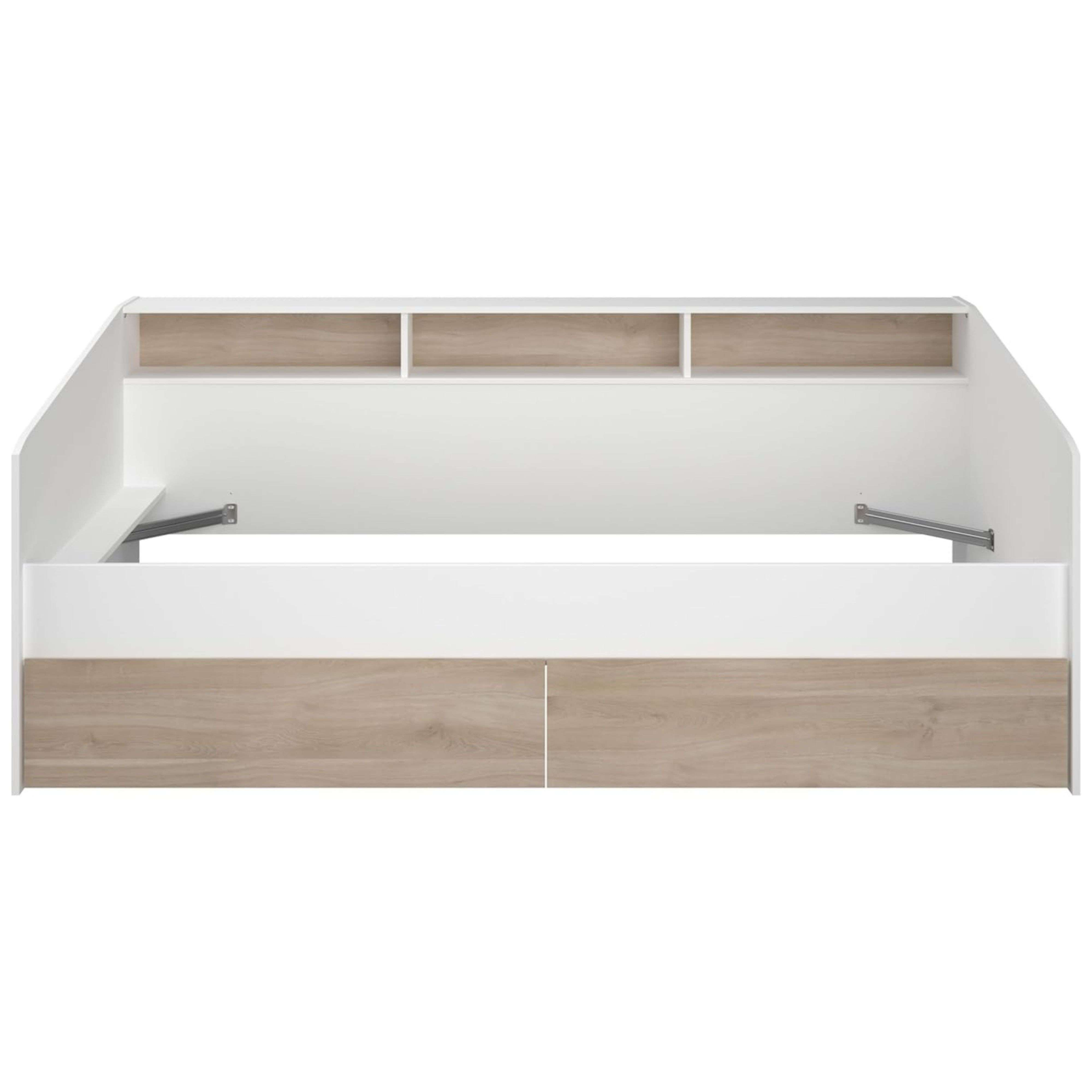 Estructura de cama blanca con detalles de madera y compartimentos de estantería abiertos.