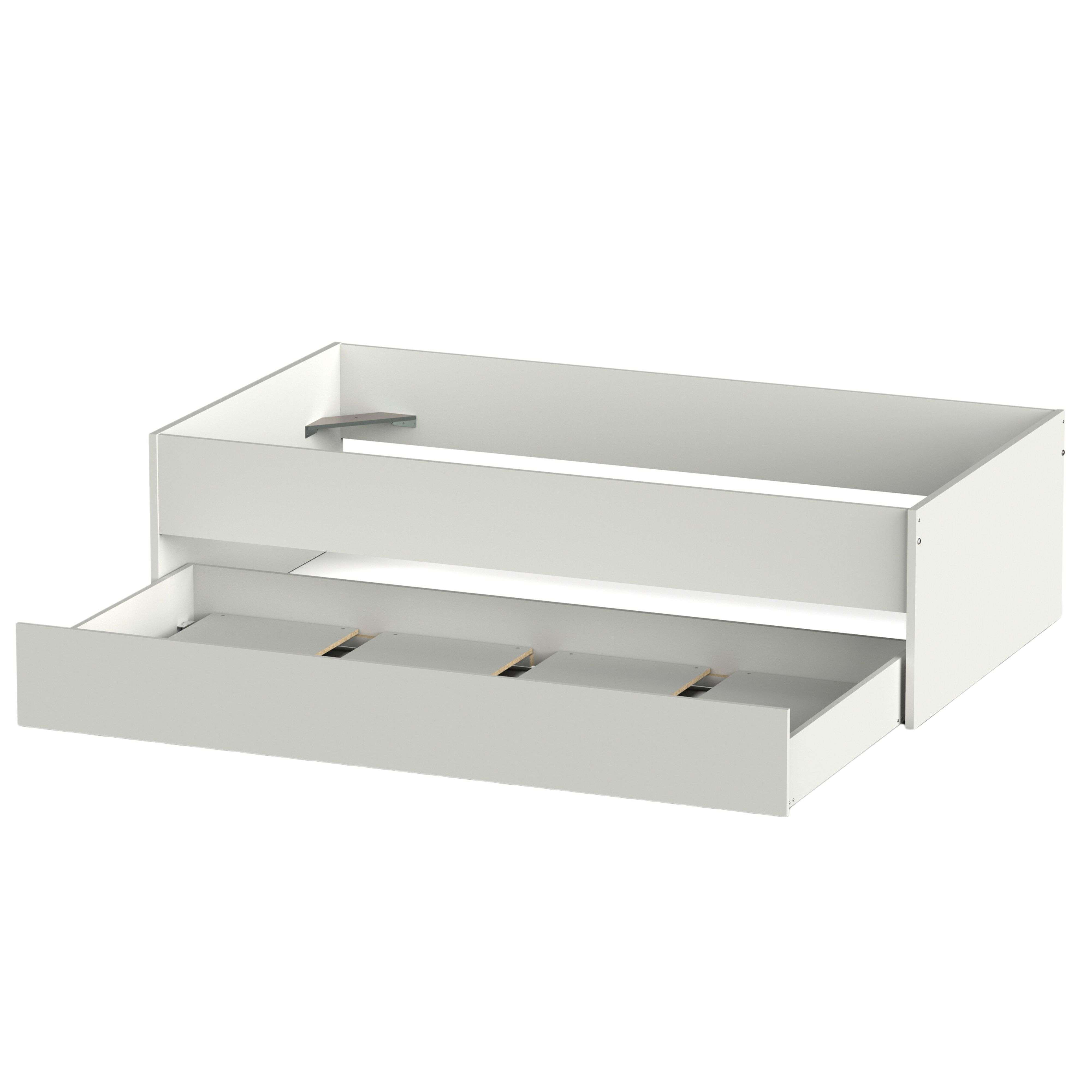 Estructura de cama blanca con cajón extraído sobre fondo blanco.