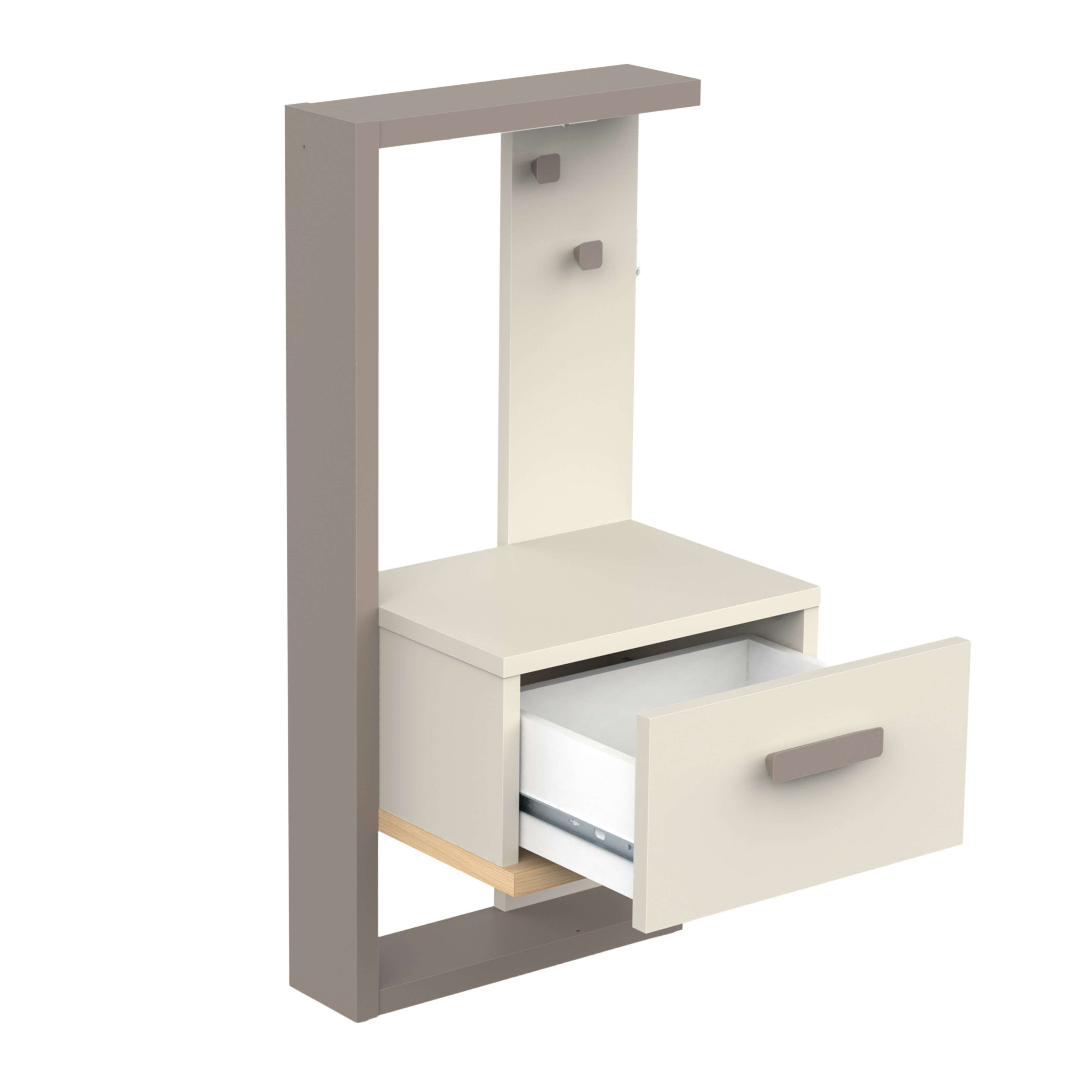 Un mueble beige claro de pared con estante abierto y gancho. Marco gris.