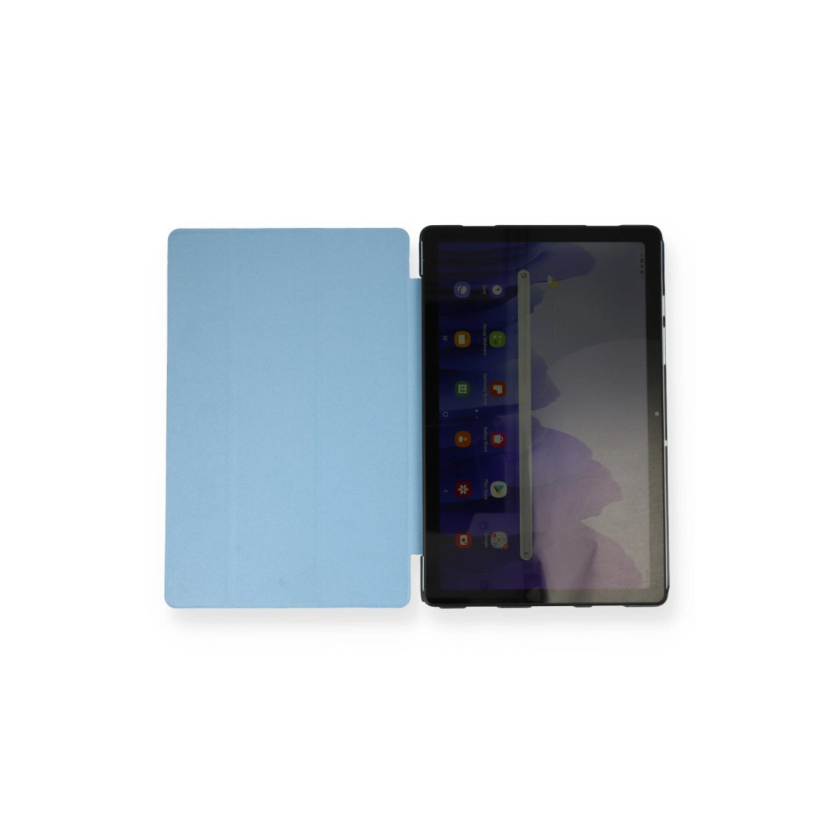 Açık mavi tablet, kapağı açık şekilde beyaz zeminde duruyor.