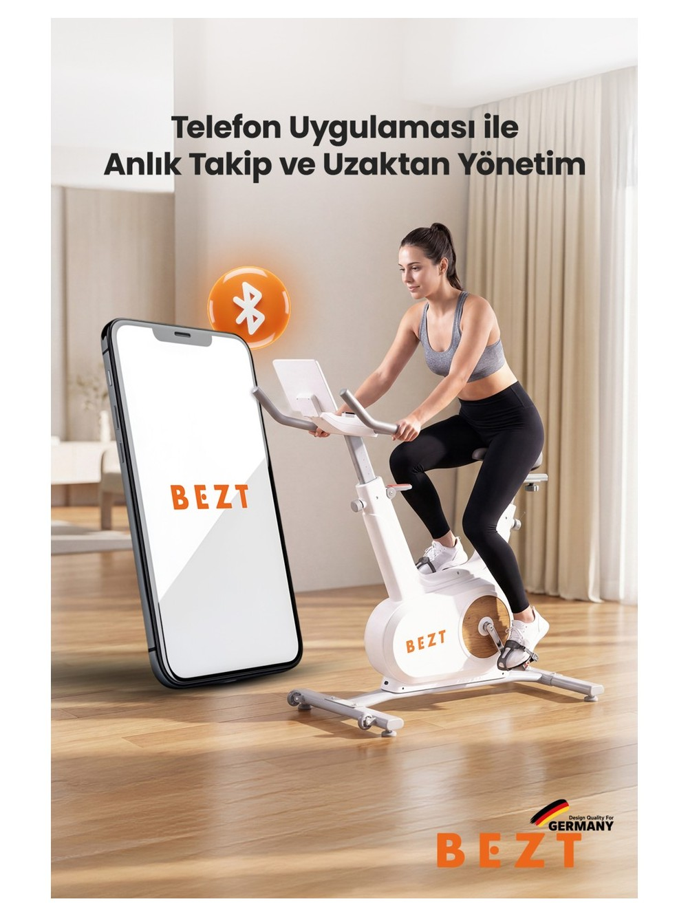 Bir kadın, Bluetooth sembollü bir akıllı telefonun yanında ev bisikletinde egzersiz yapıyor.