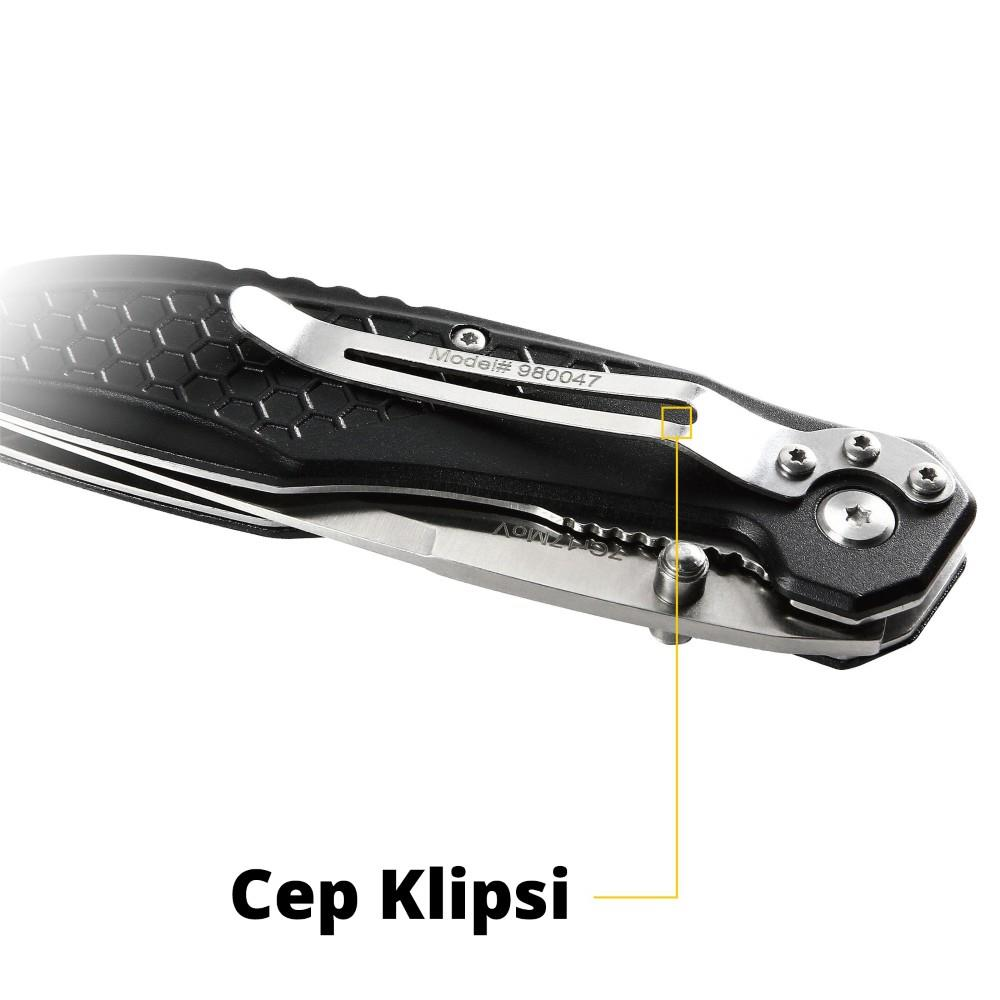 Gümüş klipsli ve 980047 model numaralı siyah katlanır bıçak.