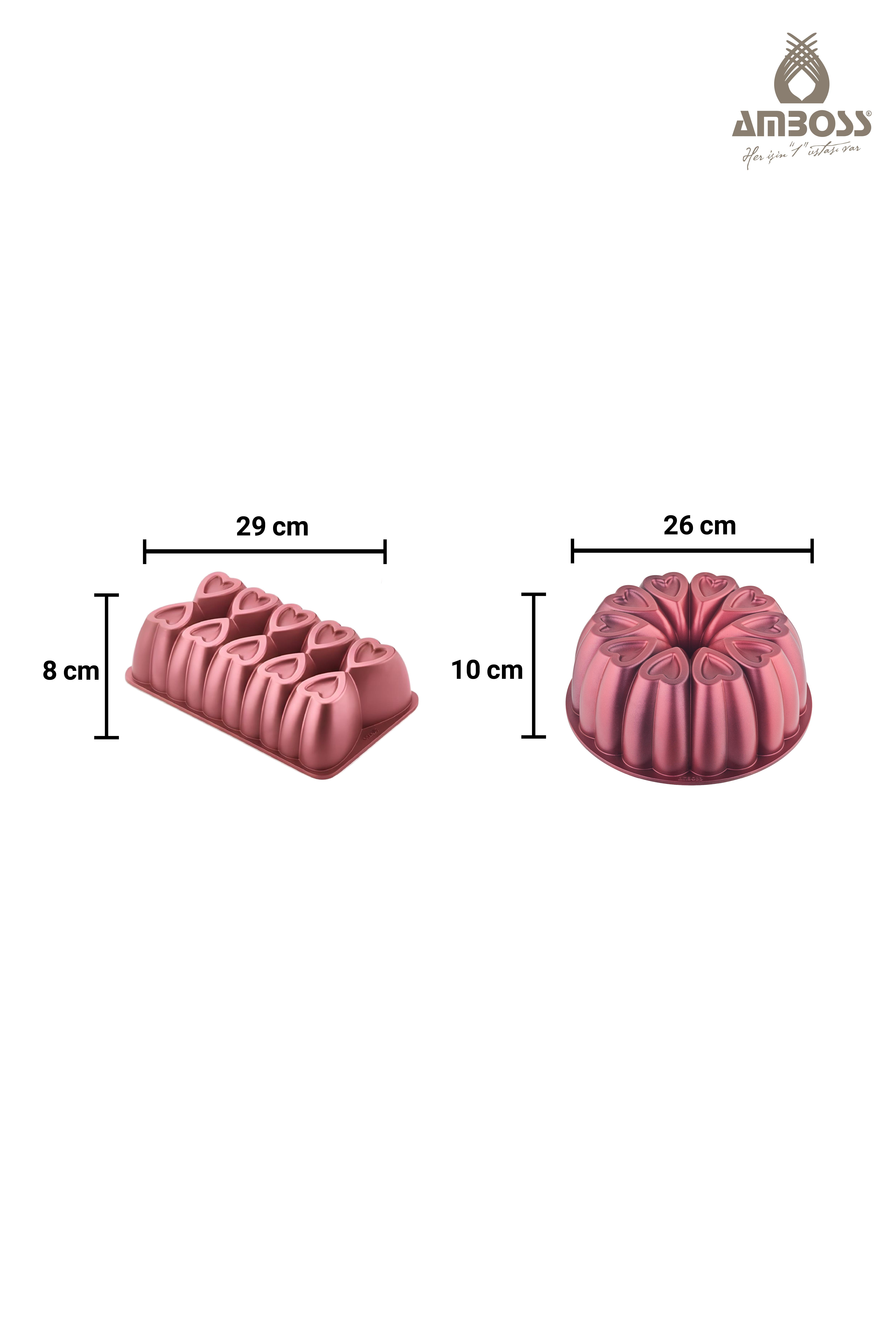 İki pembe fırın kalıbı: biri 10 kalp için (29x8 cm), diğeri 12 kalp için (26x10 cm).