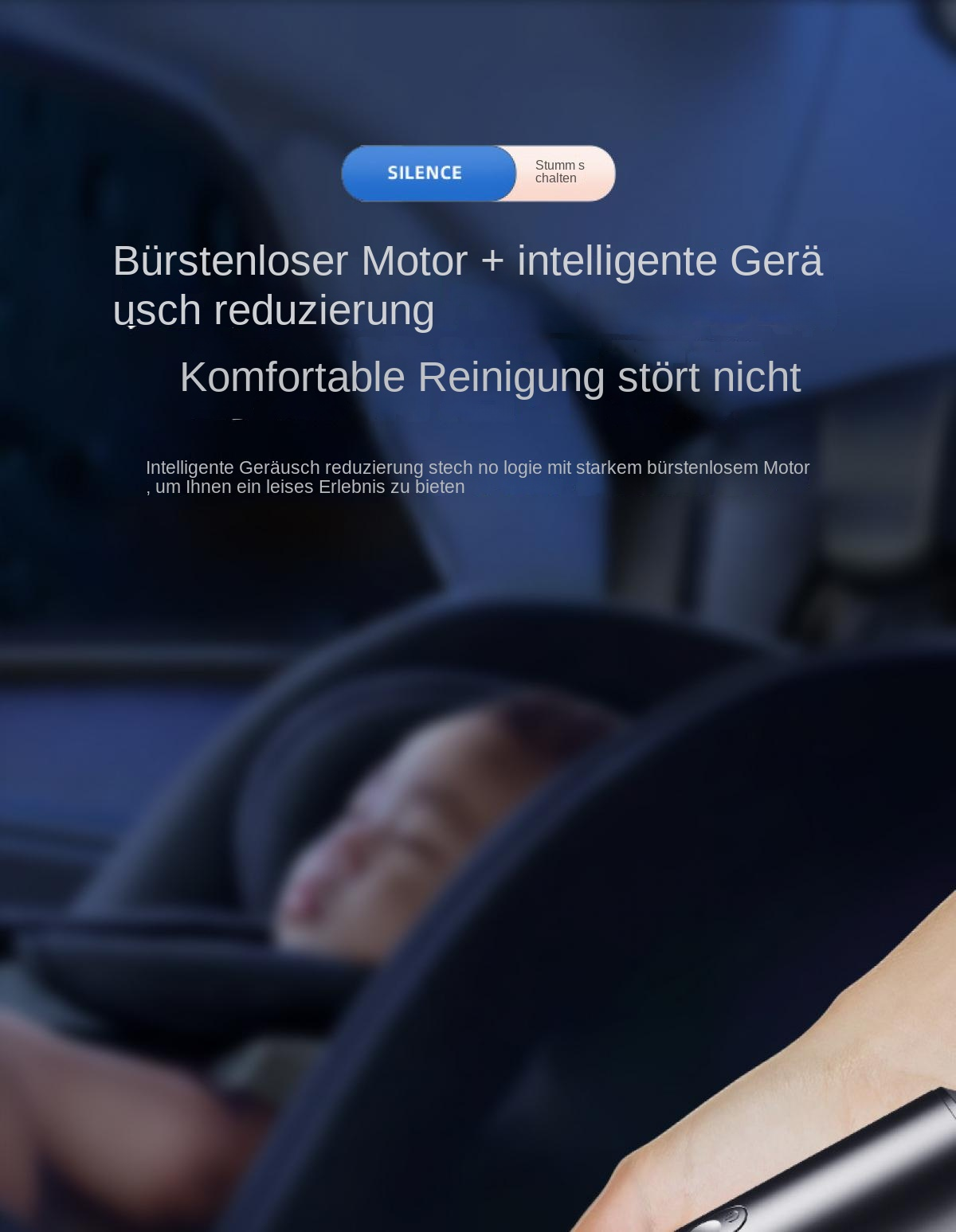Ein Baby schläft in einem Autositz, mit einem Gerät in einer Hand gehalten.