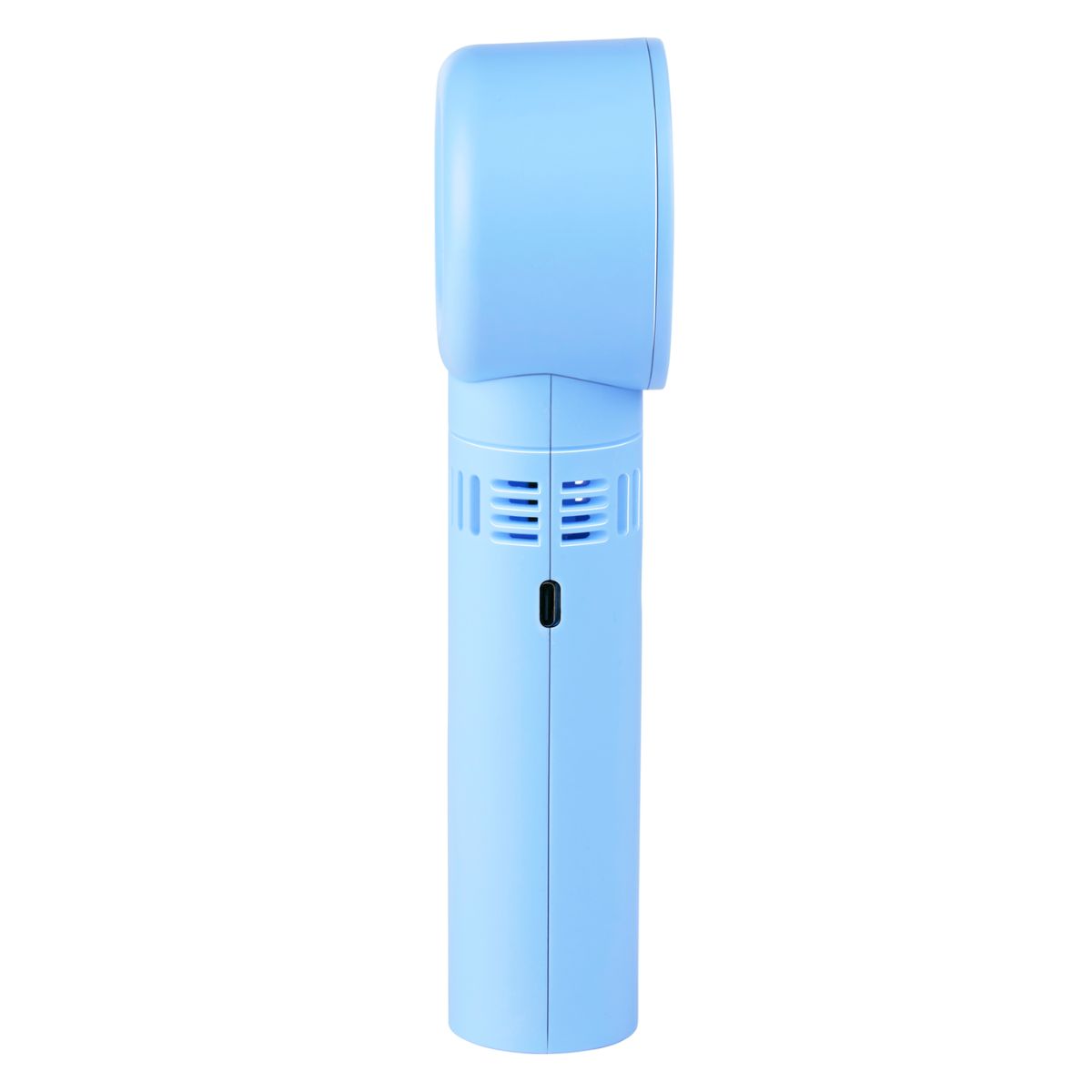 Un appareil ventilateur portable bleu clair avec des aérations et un bouton noir.