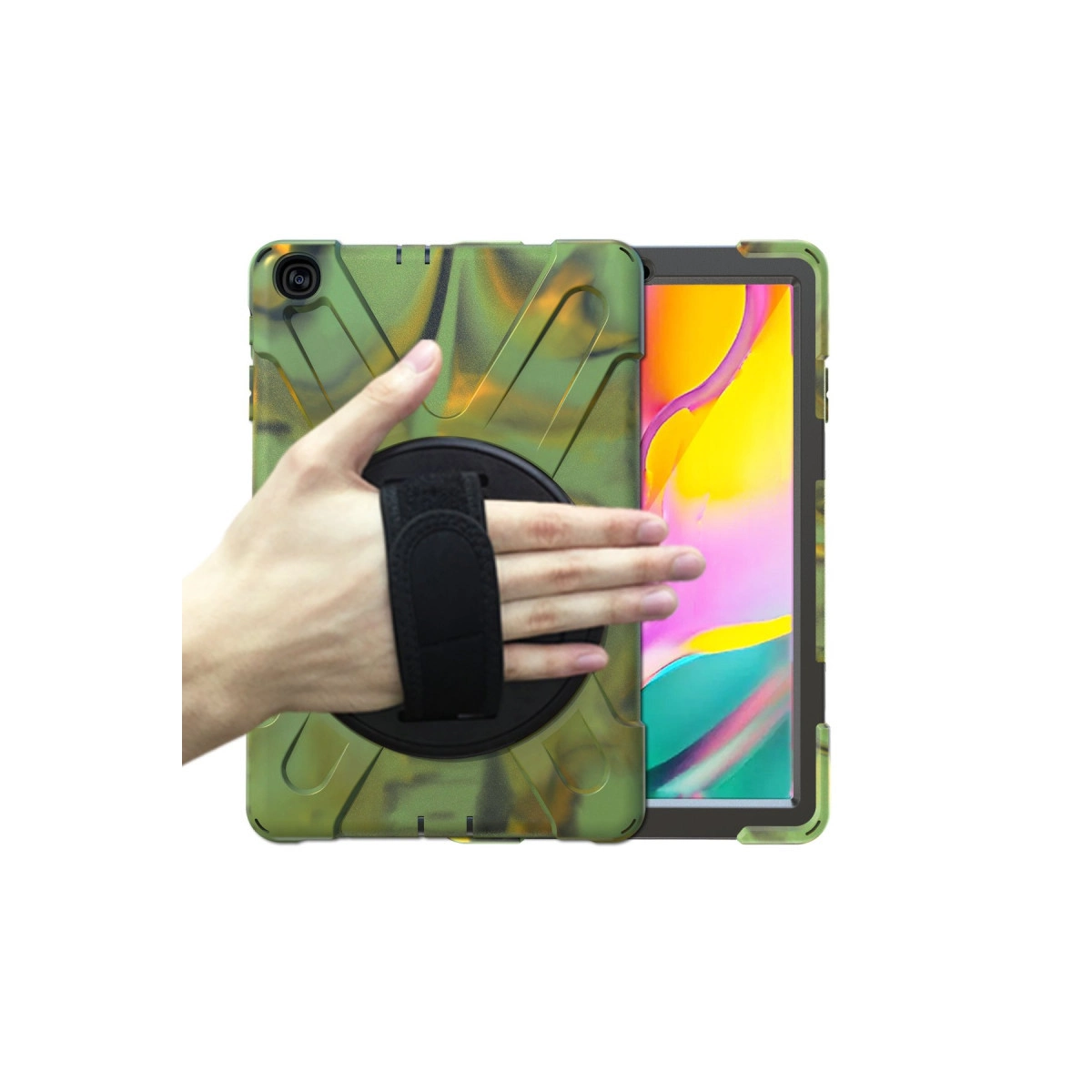 Yeşil kamuflaj tablet kılıfı, elde tutma kayışı ve çalışan ekran.