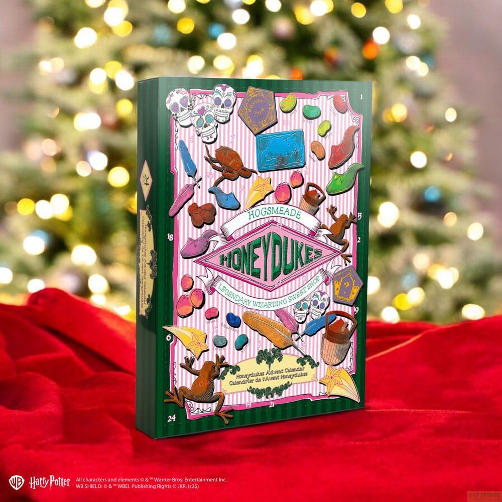 Calendario de Adviento Honeydukes de Harry Potter con dulces y objetos mágicos sobre un fondo festivo.