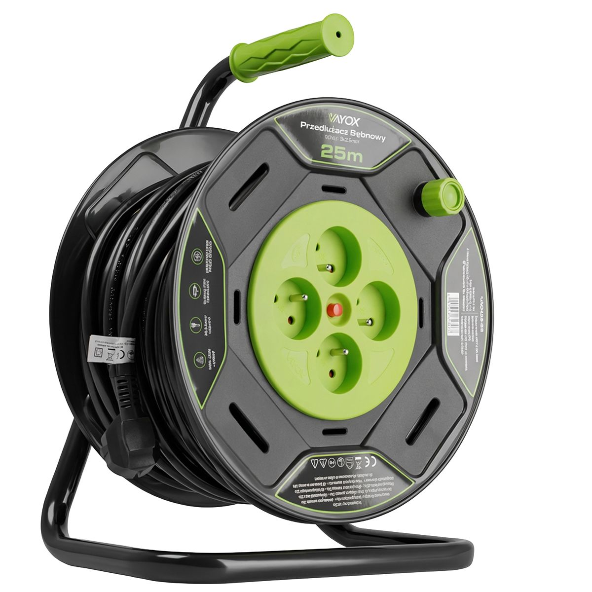 Ein schwarzes Kabel auf einer Trommel mit grünem Griff und Steckdosen.