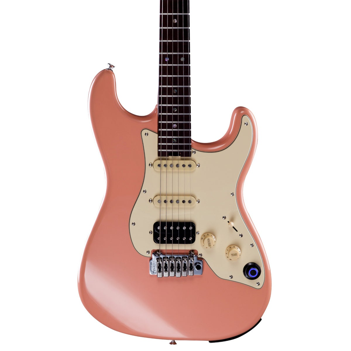 Krem rengi pena korumalı mercan rengi elektro gitar sapı ve gövdesi.