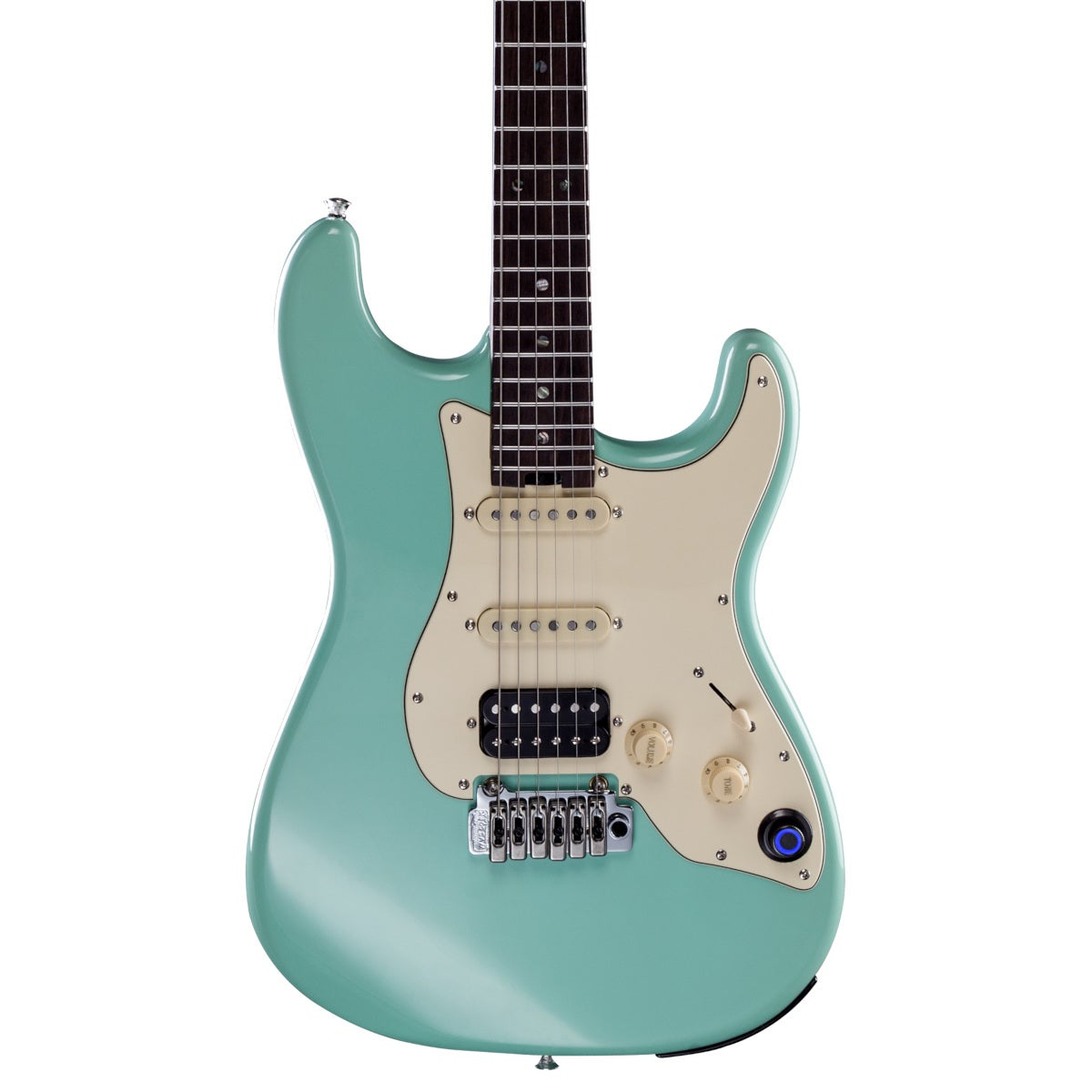 Krem pena korumalı, koyu klavyeli, krom donanımlı turkuaz elektro gitar.