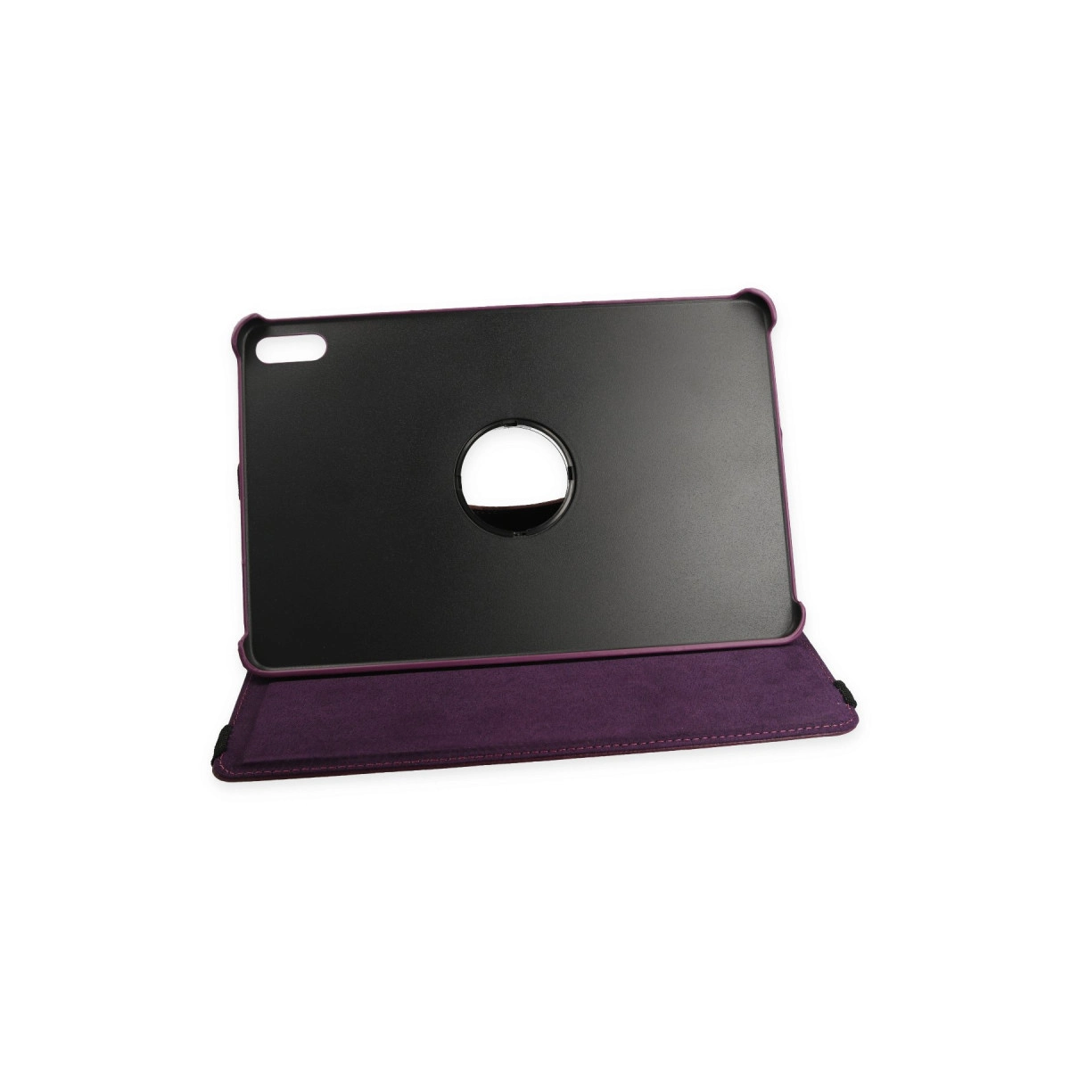 Arkada dairesel kesiği olan mor tablet kılıfı.