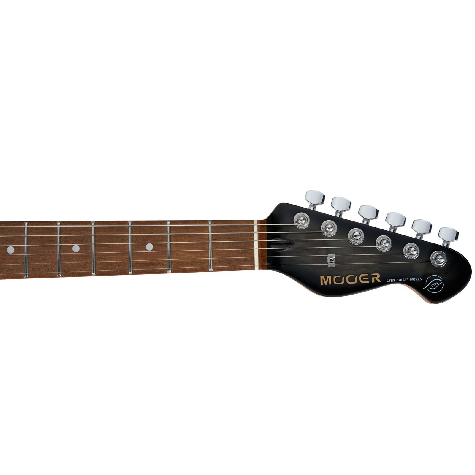 Kahverengi klavyede altı gümüş burgulu siyah gitar başlığı ve teller.