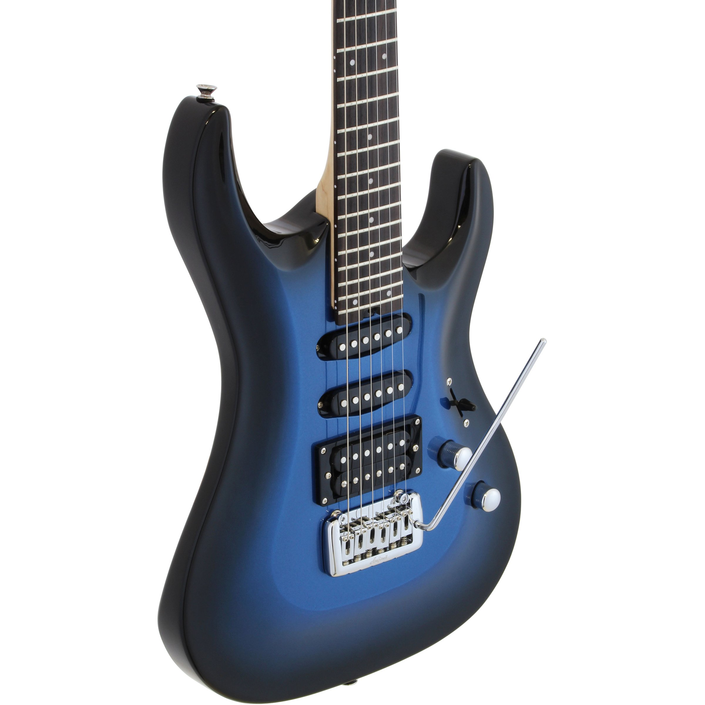 Gümüş teller ve siyah manyetiklere sahip mavi elektro gitar.