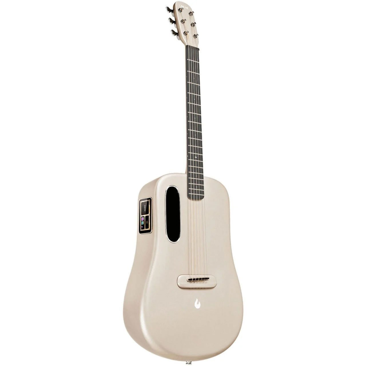 Oval ses deliği ve dokunmatik ekran paneli olan açık renkli, modern akustik gitar.