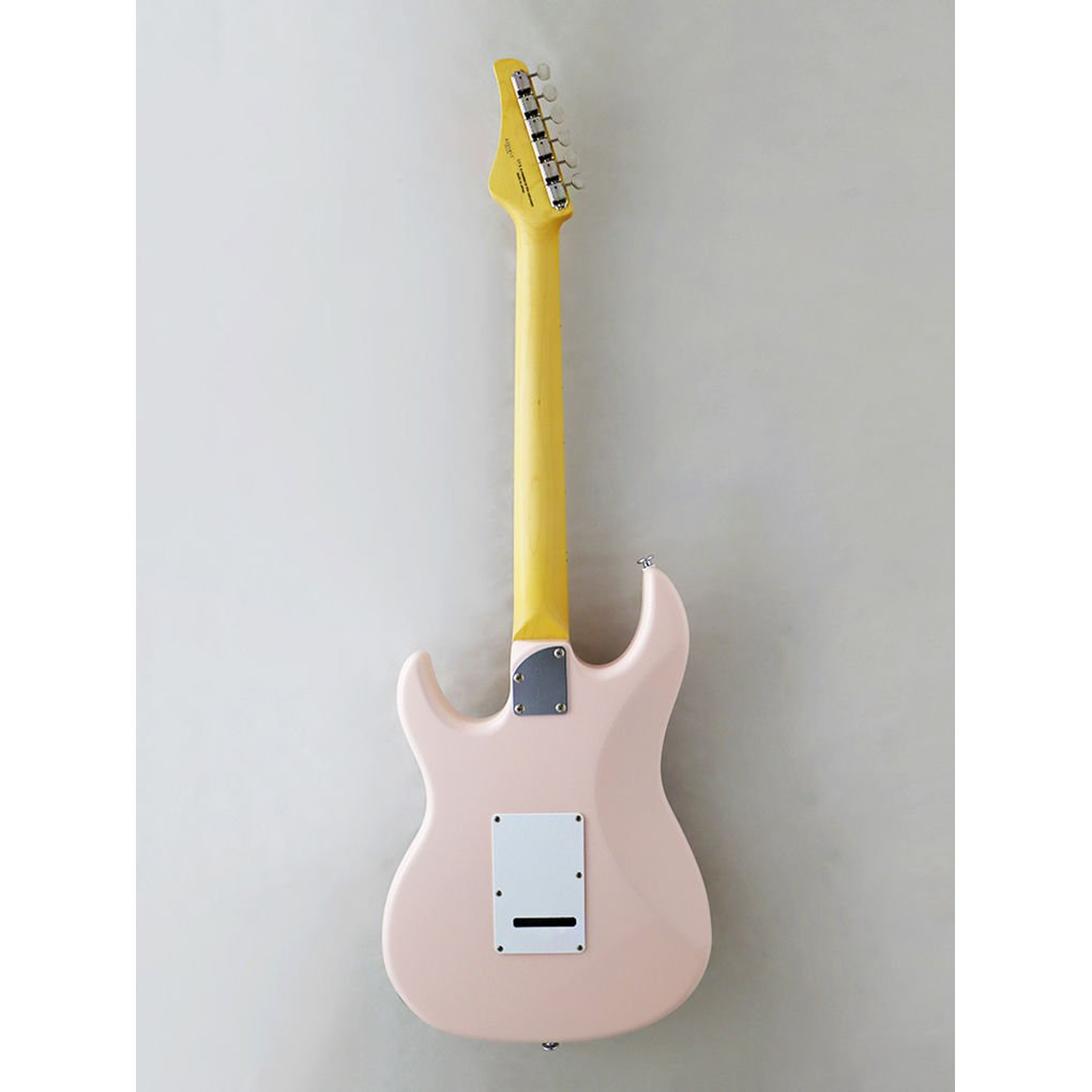 Sarı saplı ve gümüş donanımlı açık pembe elektrik gitar gövdesi.