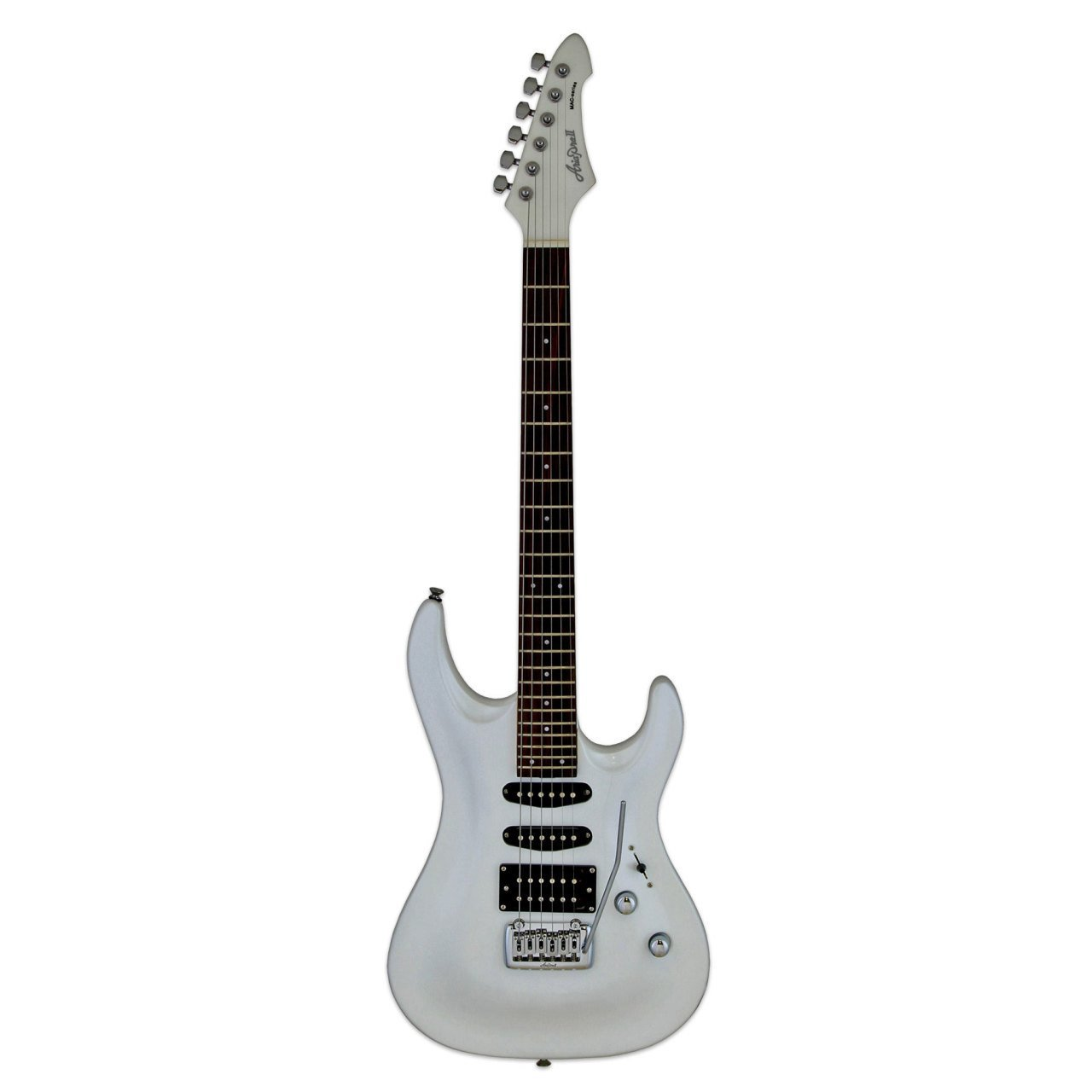 Altı telli, siyah manyetiklere sahip beyaz bir elektro gitar.