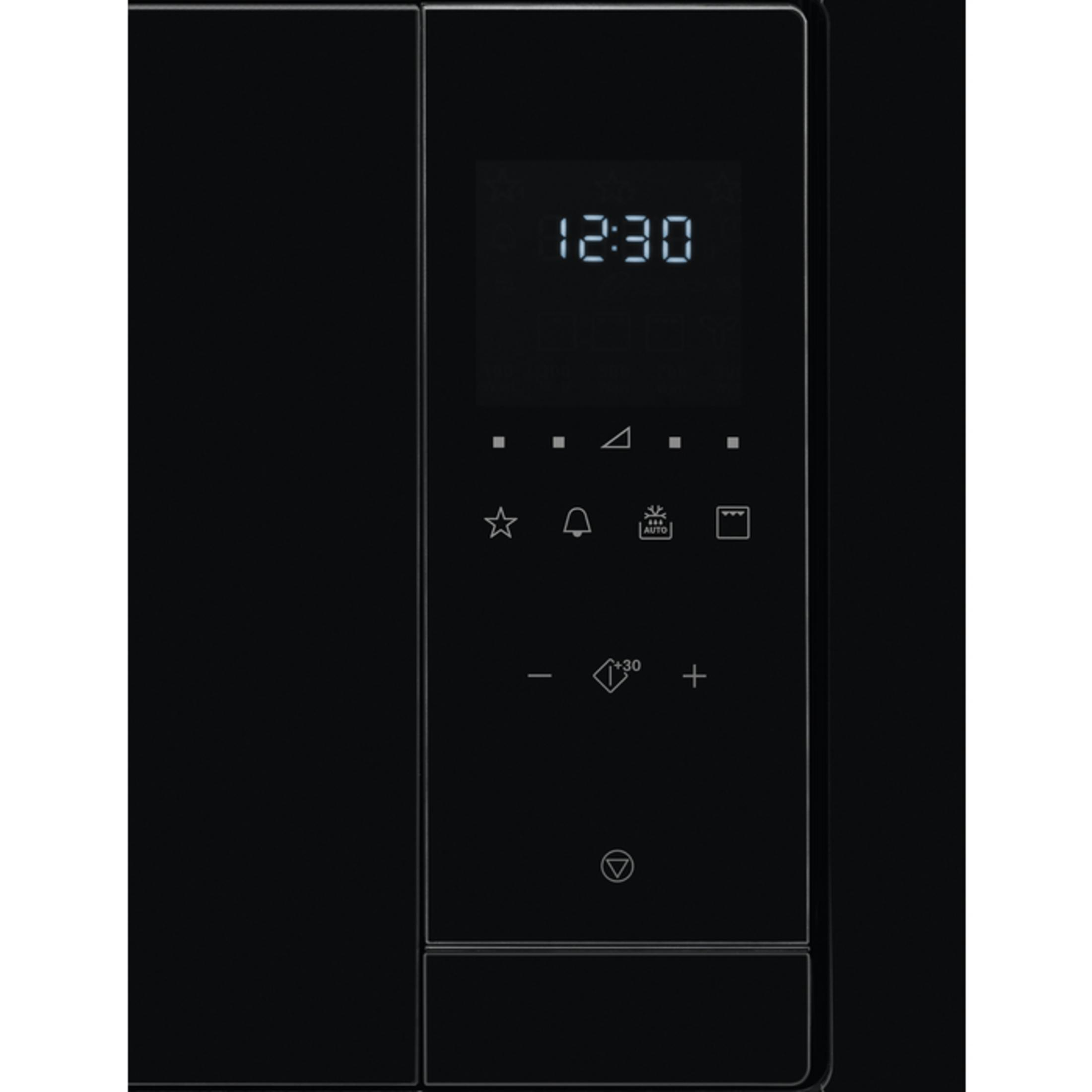 Panel de control negro con pantalla digital de hora 12:30 e iconos.