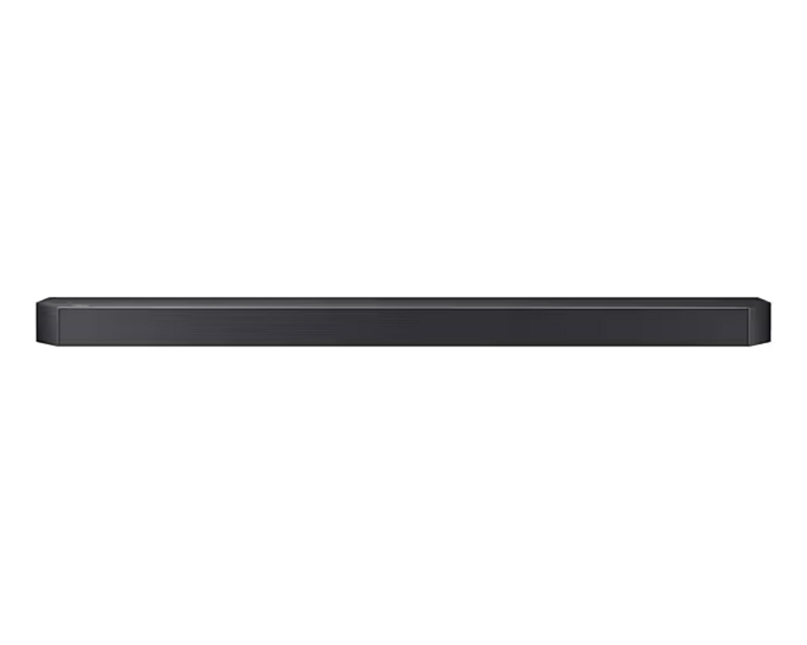 Eine schlanke, schwarze Soundbar mit matter Oberfläche ist mittig auf weißem Grund.
