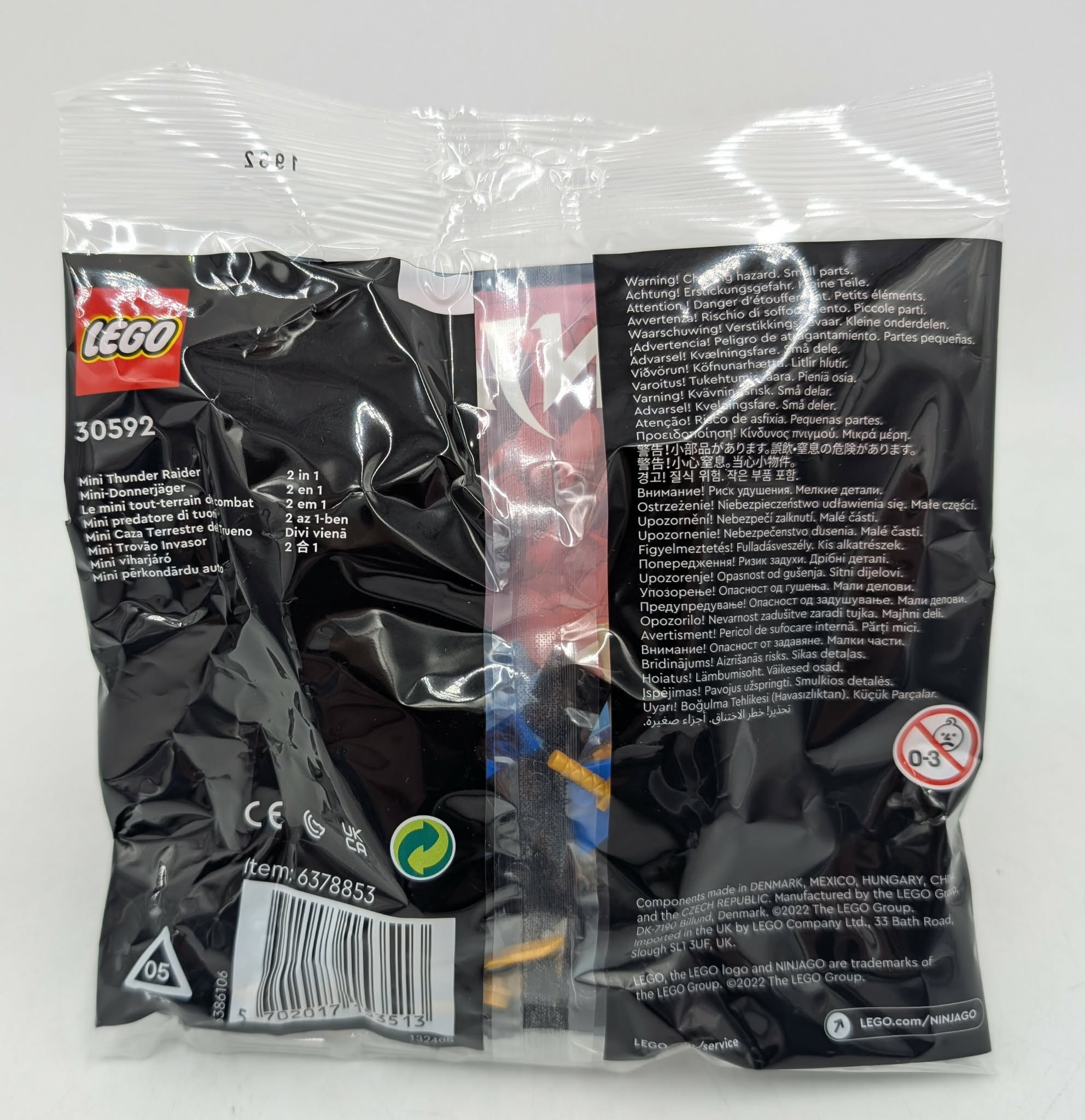 Sac Lego noir avec inscription "Mini Thunder Raider", avertissements et code-barres.